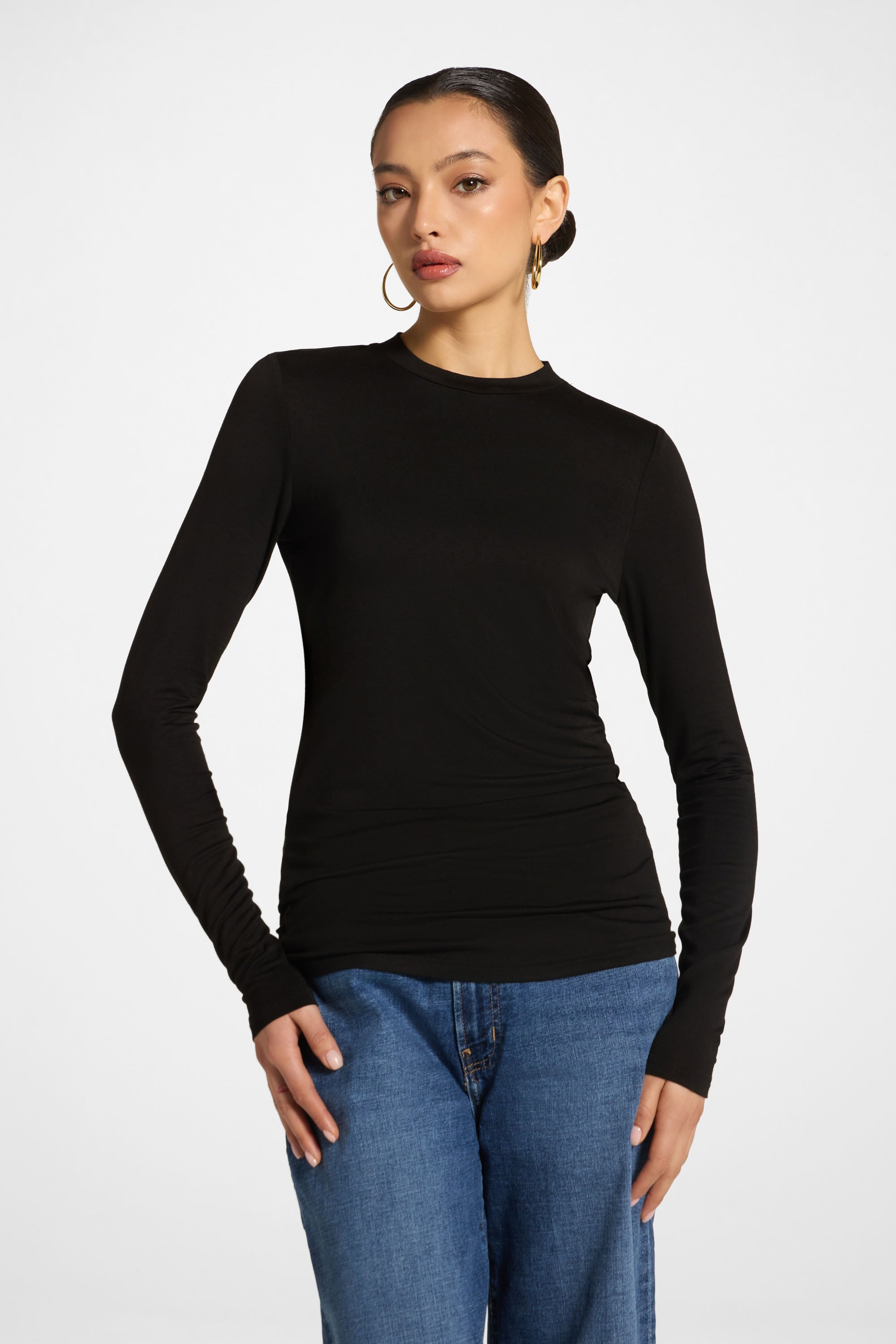 Essential Bamboo Long Sleeve Top - Black Abayas Veiled 