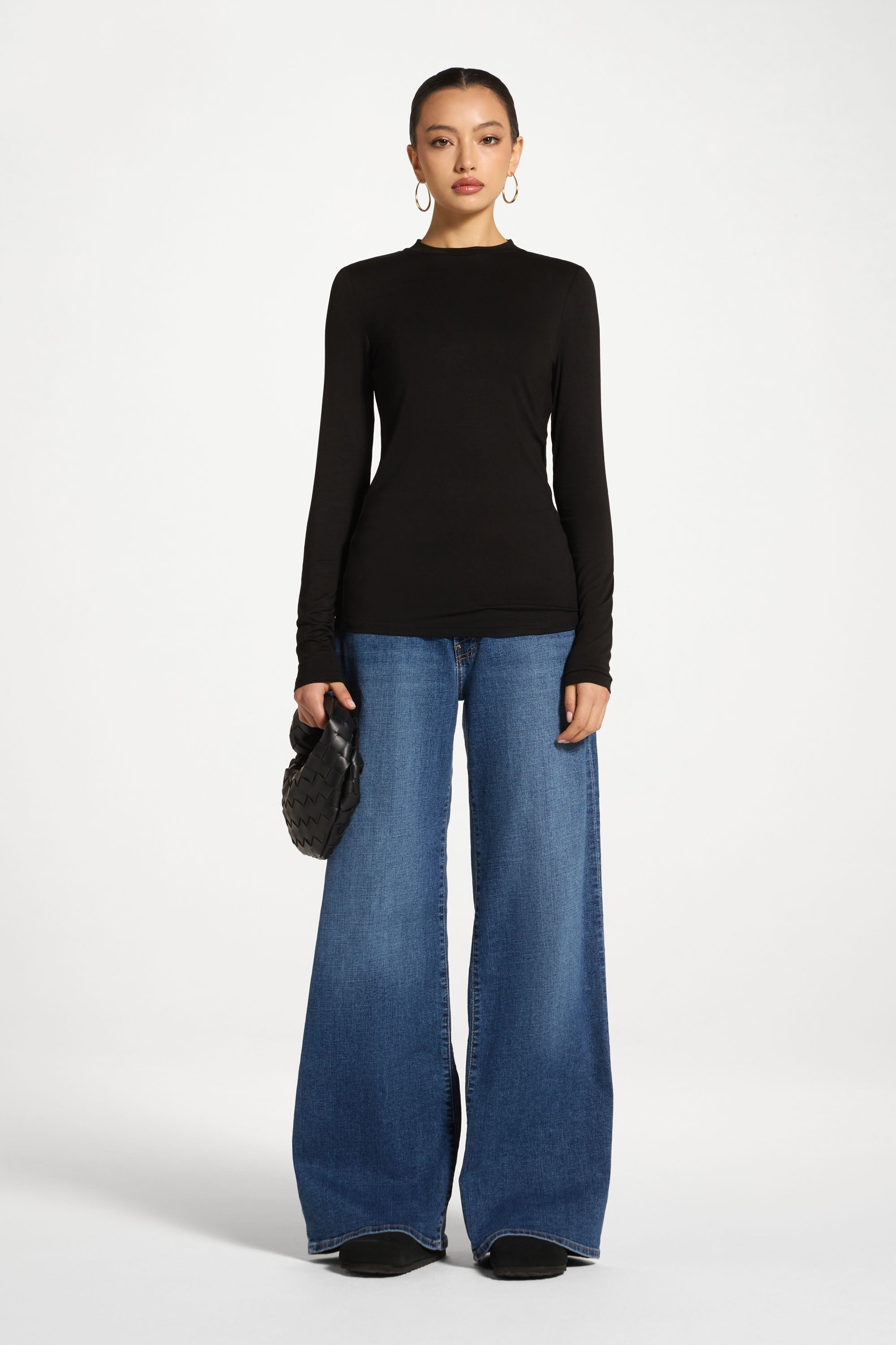 Essential Bamboo Long Sleeve Top - Black Abayas Veiled 