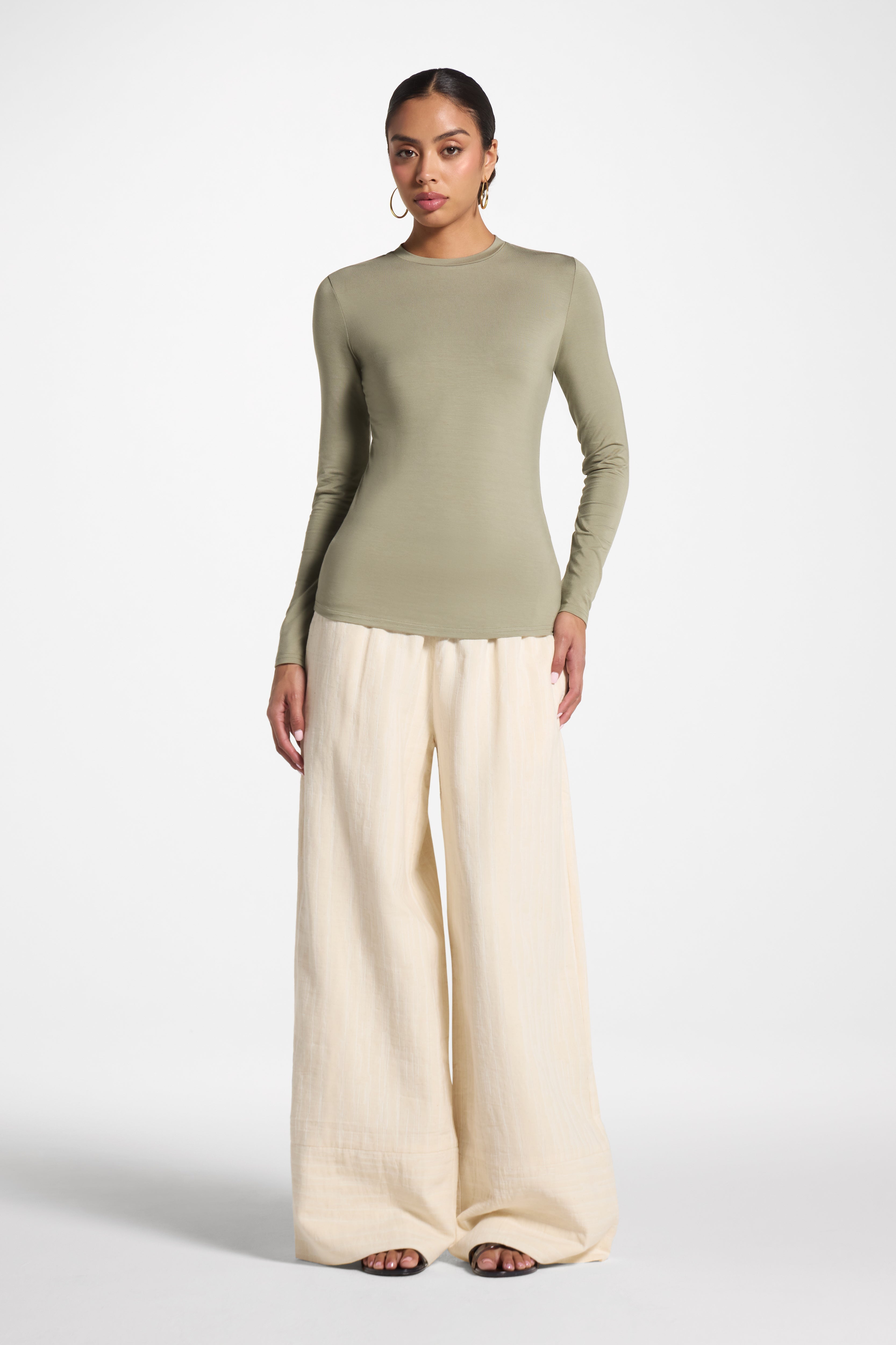 Essential Bamboo Long Sleeve Top - Sage Abayas Veiled 