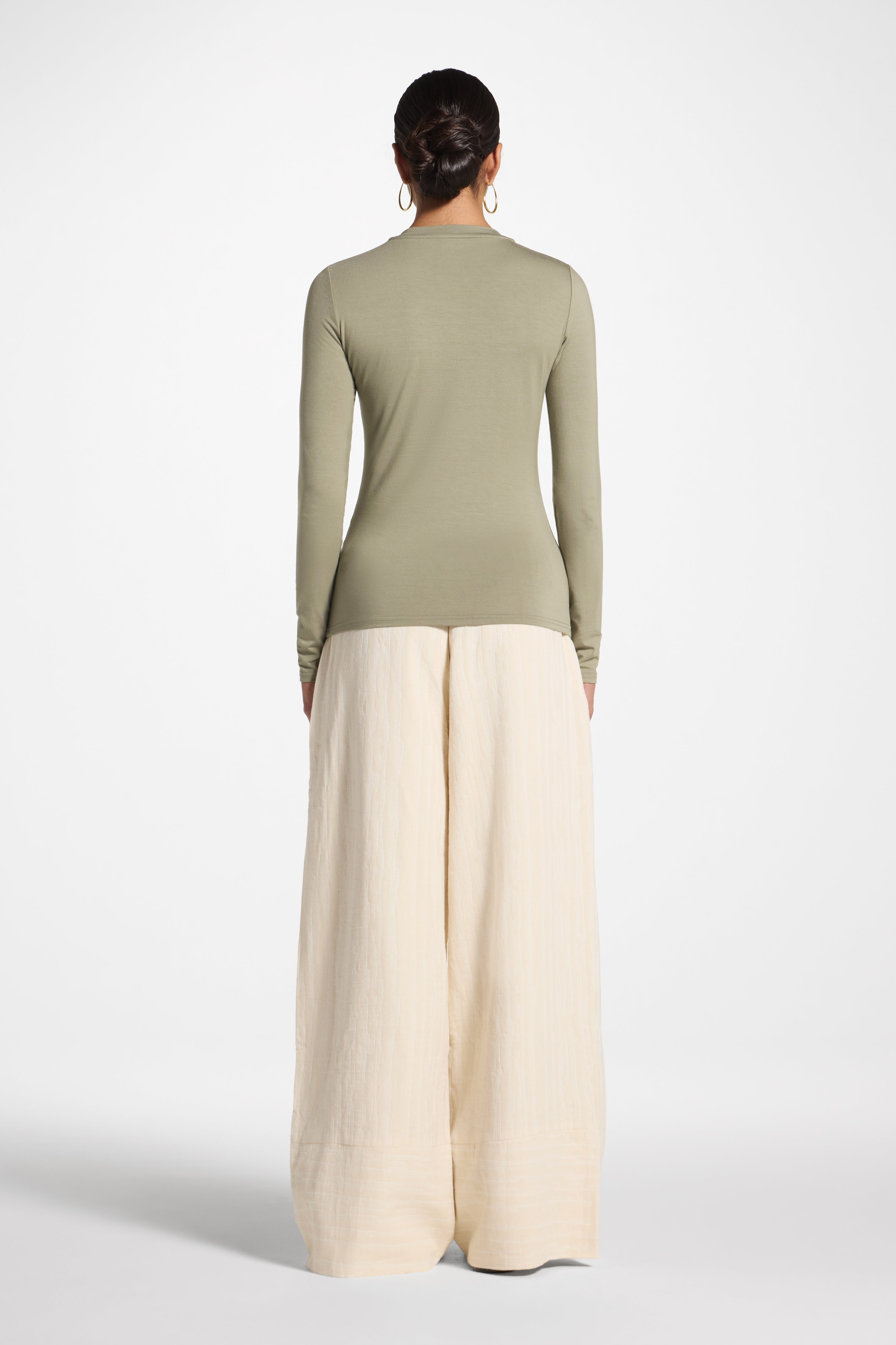 Essential Bamboo Long Sleeve Top - Sage Abayas Veiled 