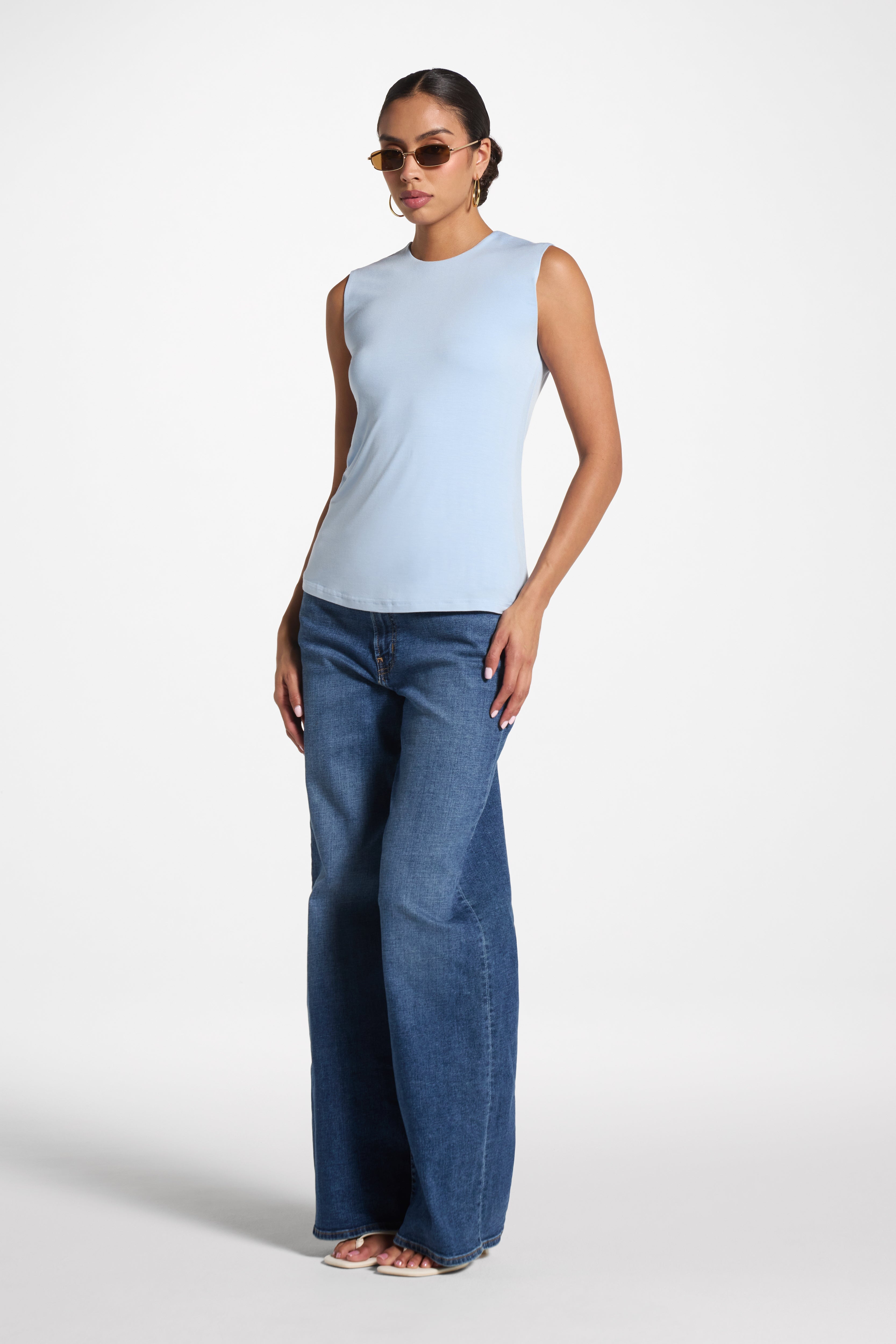Essential Bamboo Tank Top - Sky Abayas Veiled 