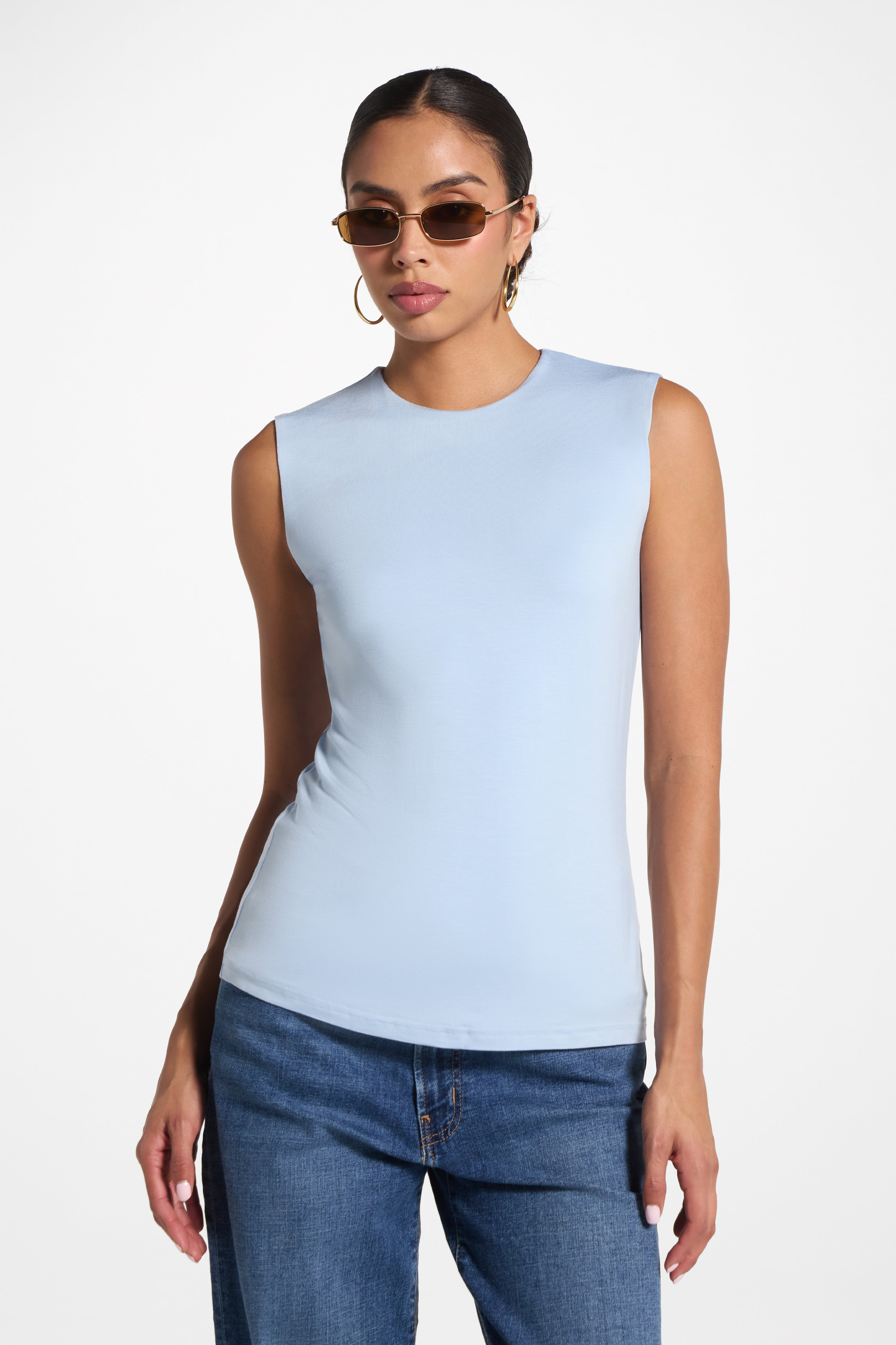 Essential Bamboo Tank Top - Sky Abayas Veiled 