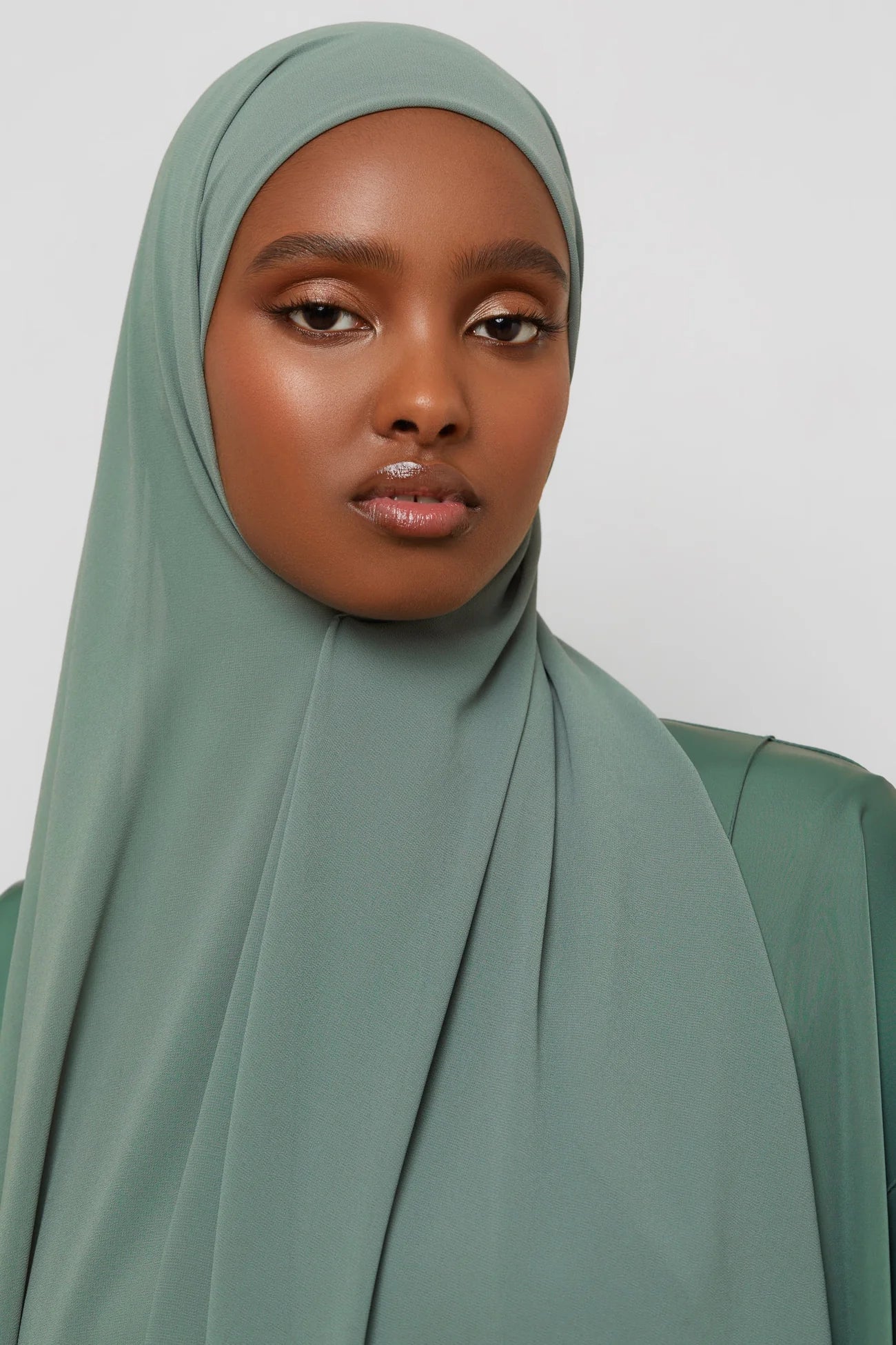 Essential Chiffon Hijab & Matching Undercap Set - Chinois Green Veiled 