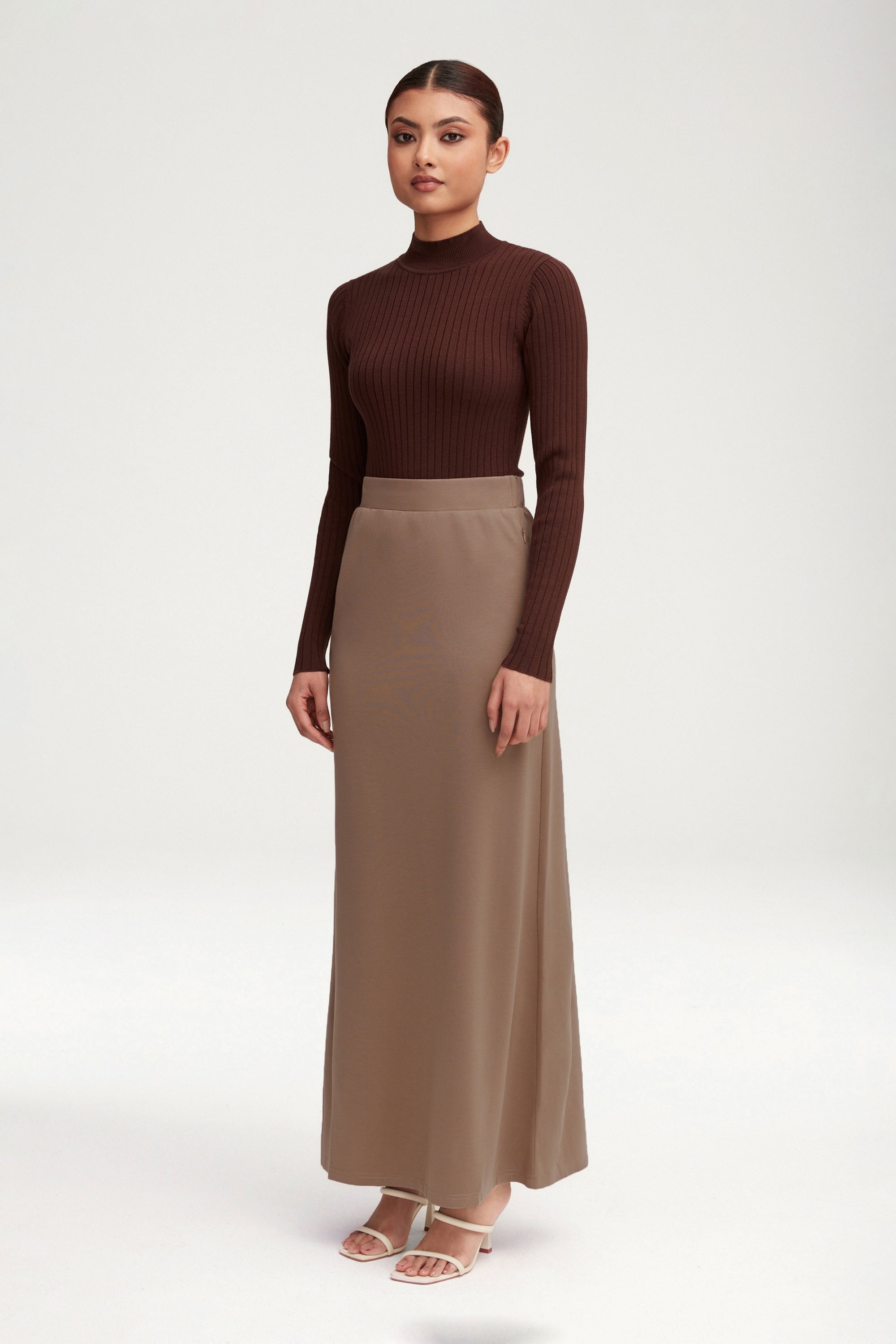 Essential Jersey Maxi Skirt - Taupe Clothing Veiled 