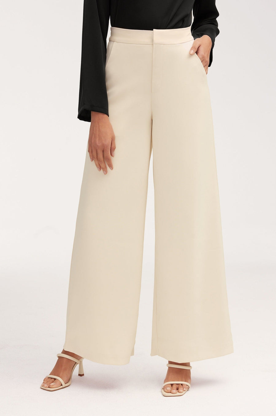 Essential Ultra Wide Leg Pants - Off White