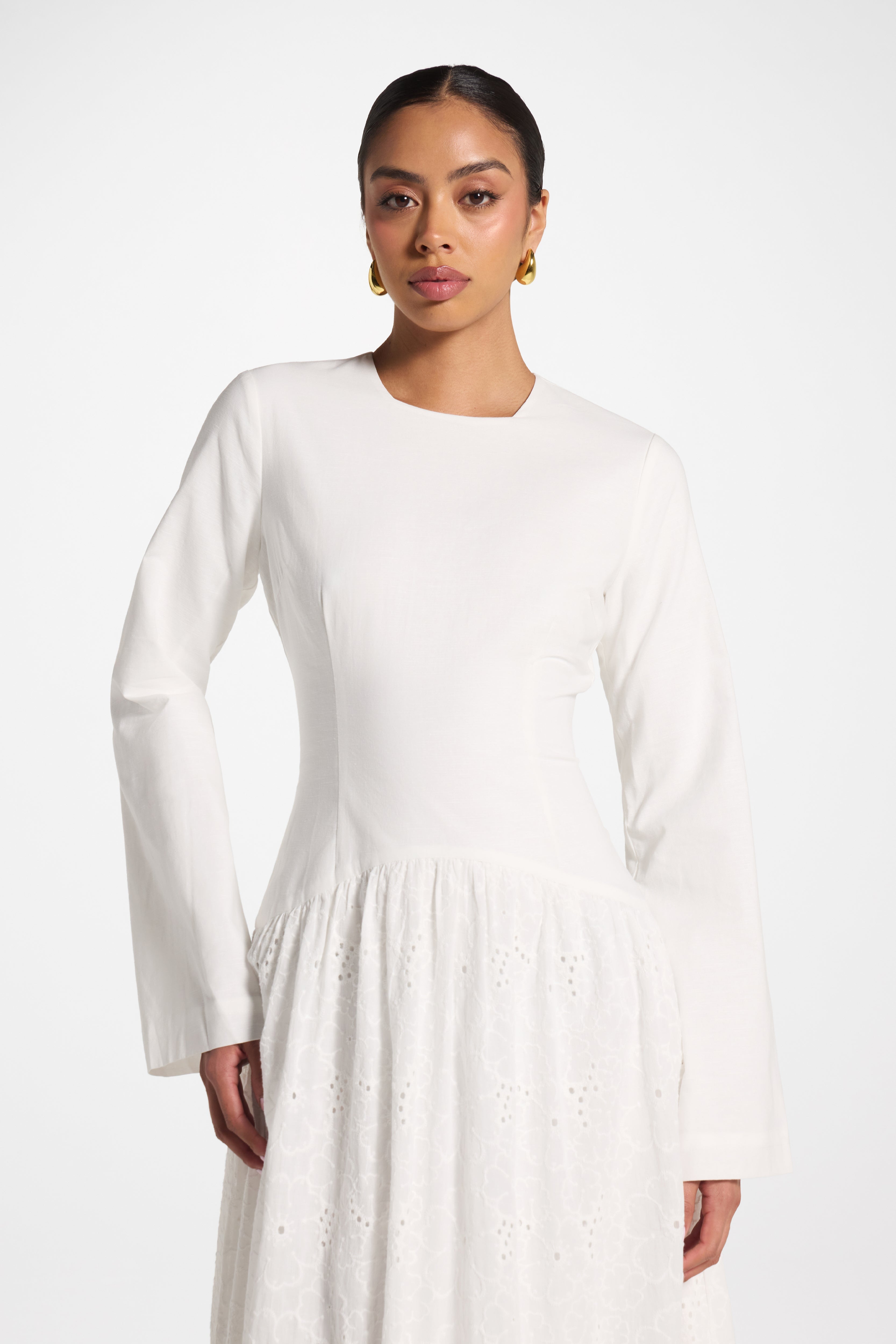 Eyelet Lace Up Maxi Dress - White Abayas Veiled 