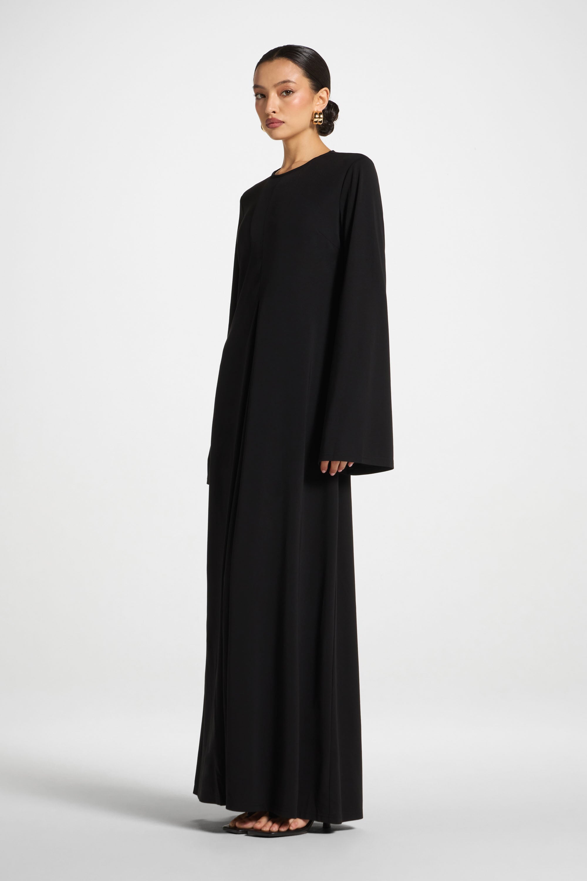 Flowy Pleat Maxi Dress - Black Abayas Veiled 