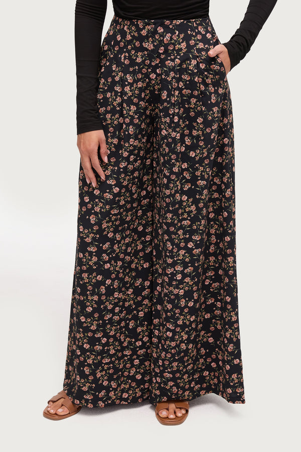 Front Pleat Palazzo Wide Leg Pants - Black Dresses Veiled 