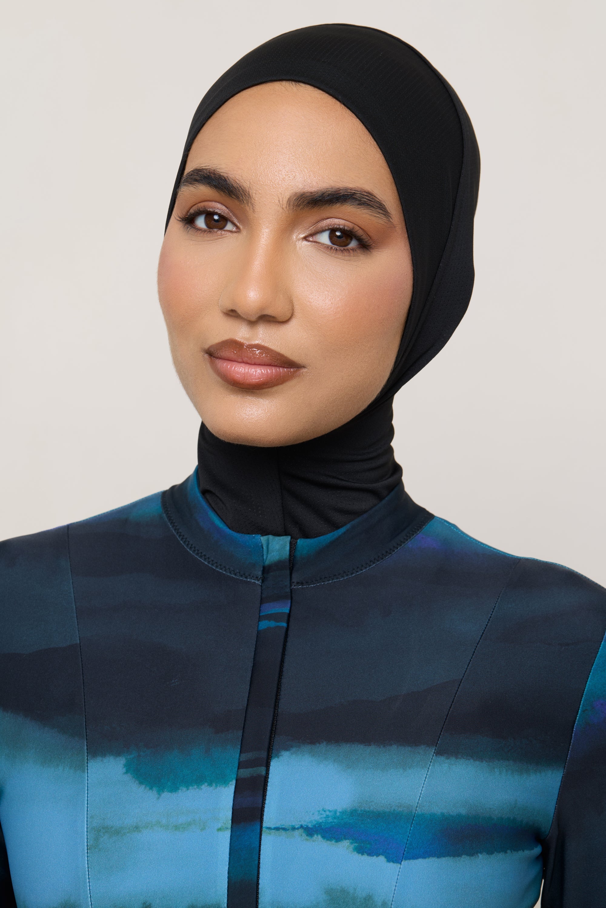 Instant Tie Back Mesh Hijab - Black Swim Veiled 