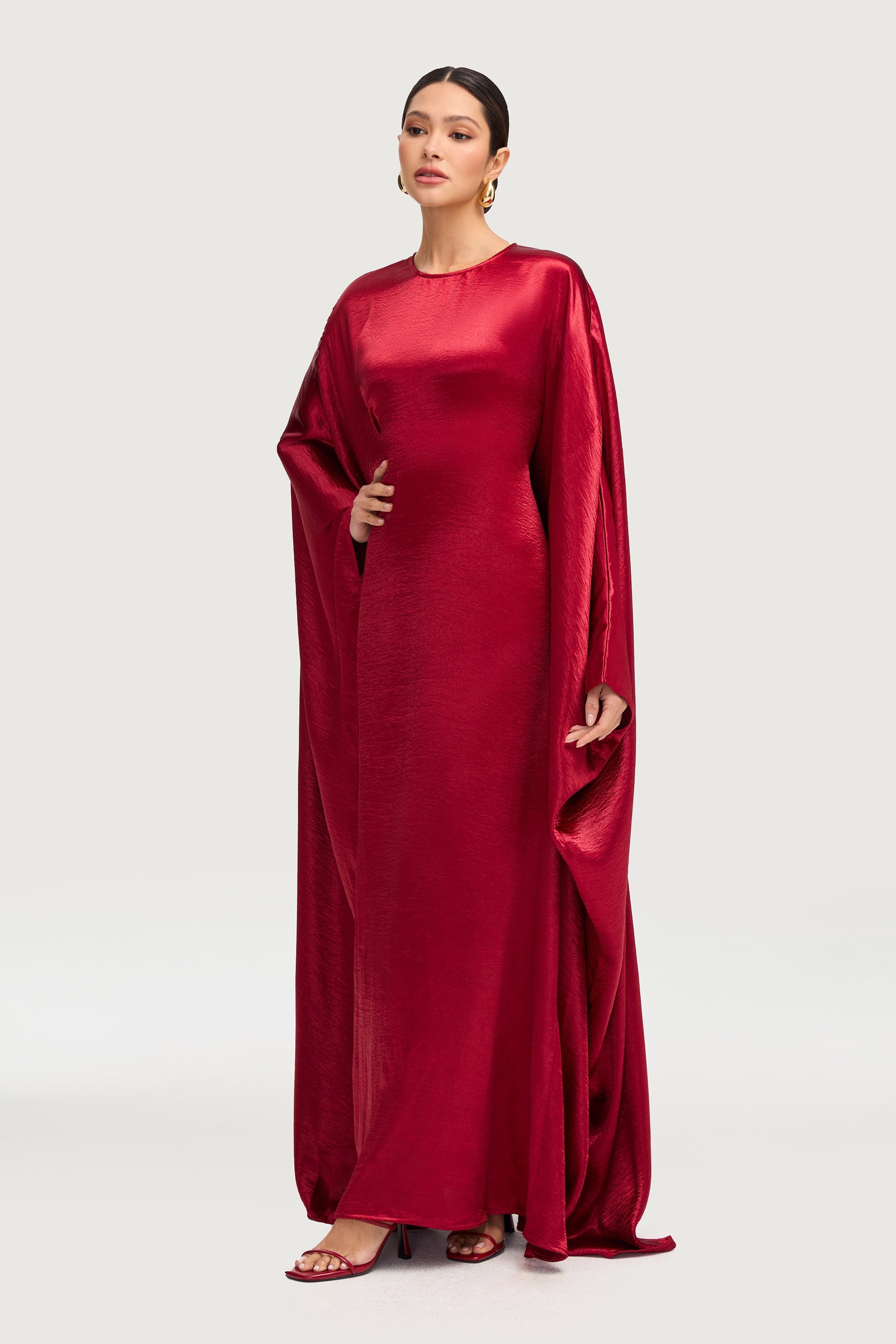 Iridescent Butterfly Inner Tie Abaya - Maroon Abayas Veiled 