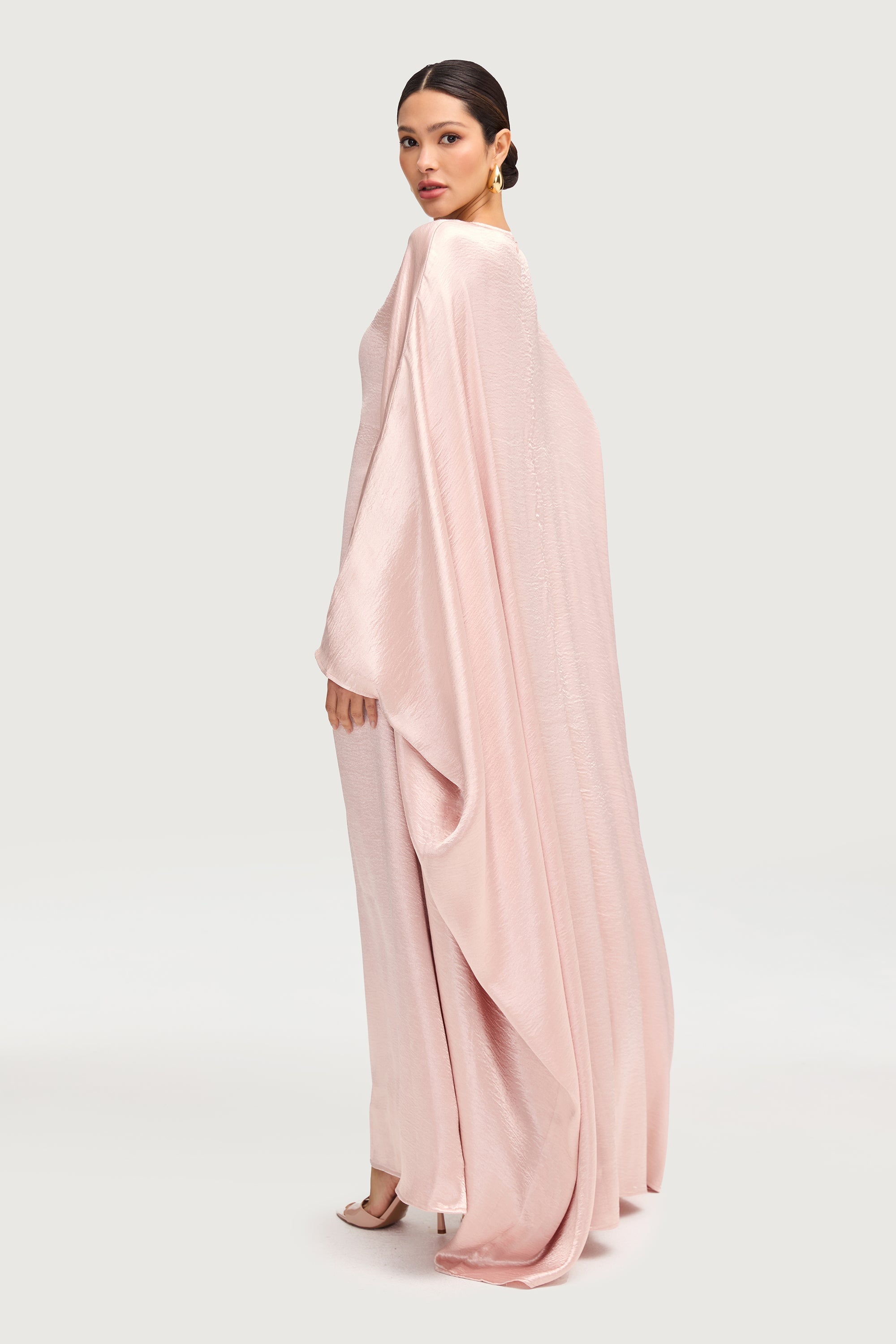 Iridescent Butterfly Inner Tie Abaya - Pink Pearl Abayas Veiled 