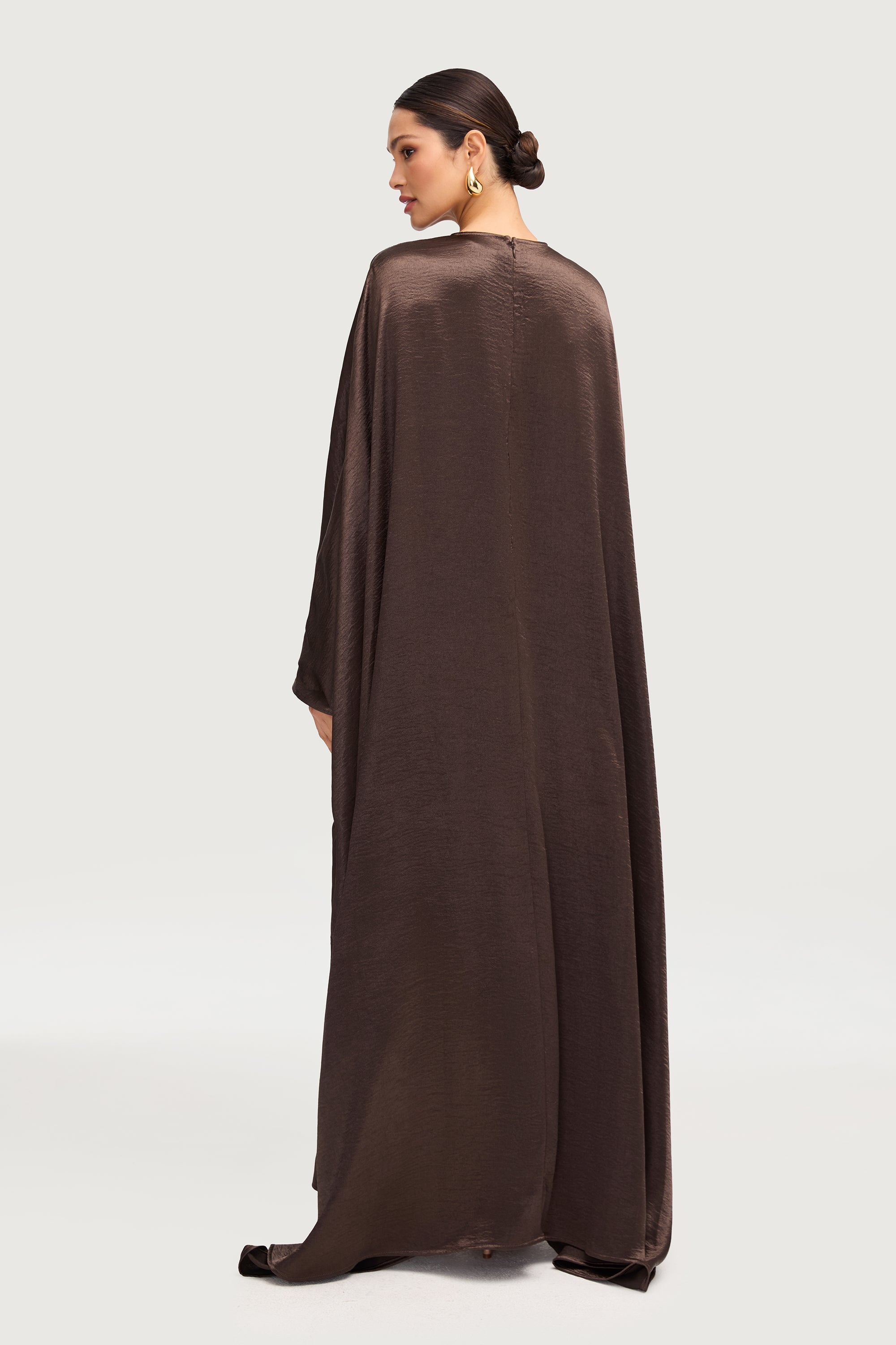 Iridescent Butterfly Inner Tie Abaya - Qahwa Abayas Veiled 