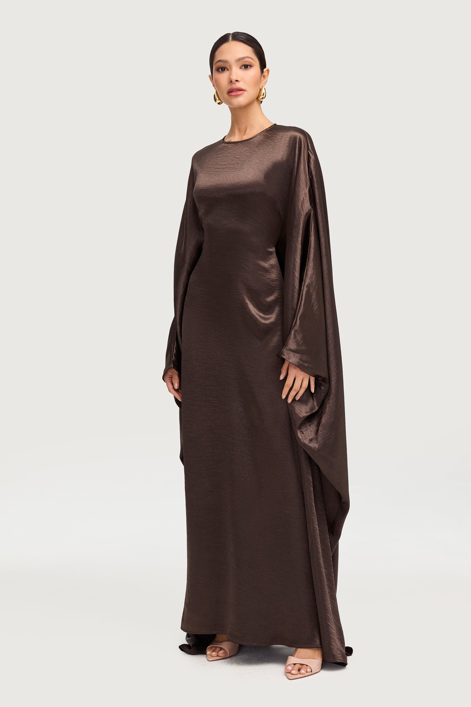 Iridescent Butterfly Inner Tie Abaya - Qahwa Abayas Veiled 