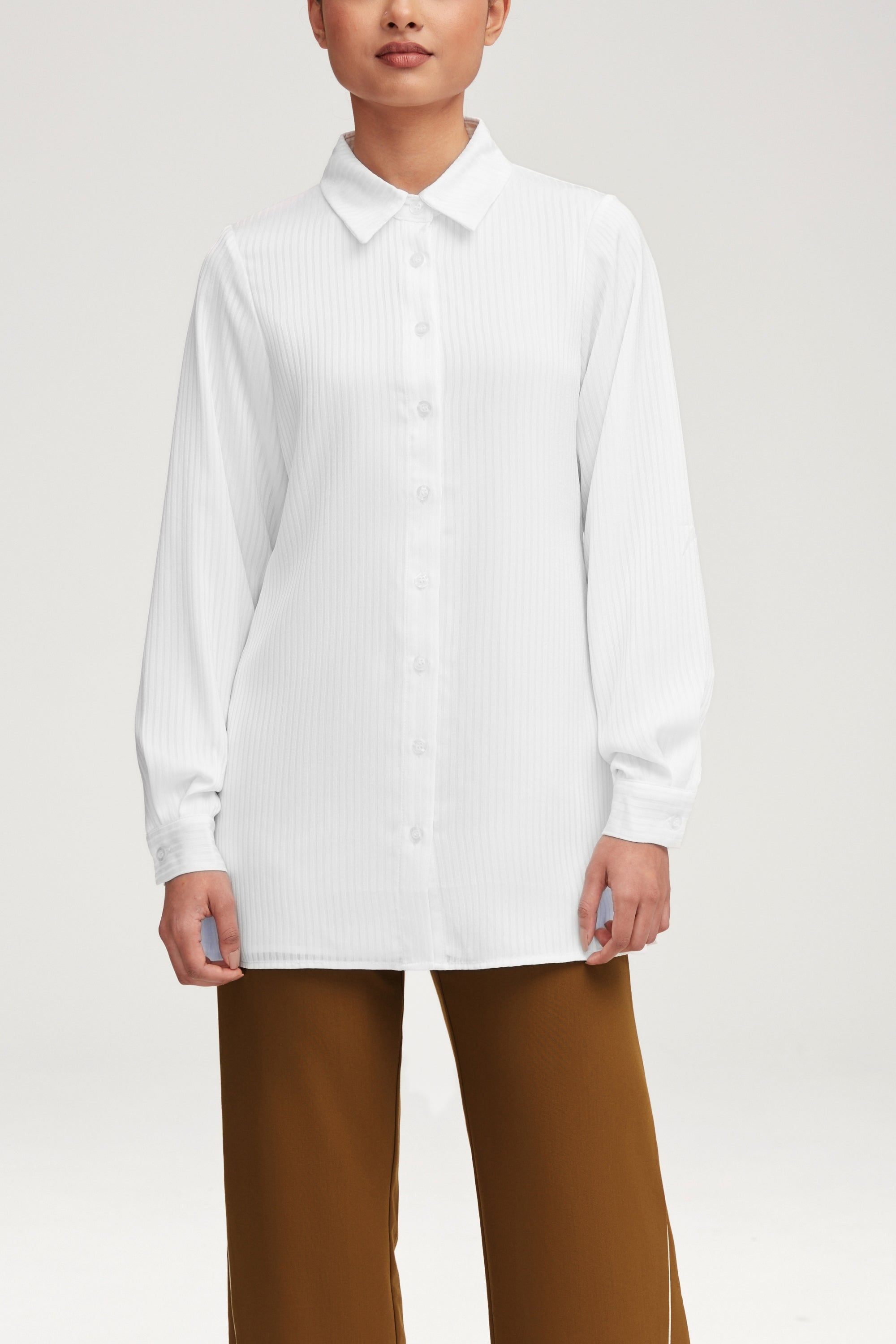 Jaserah Button Down Top - White Clothing Veiled 
