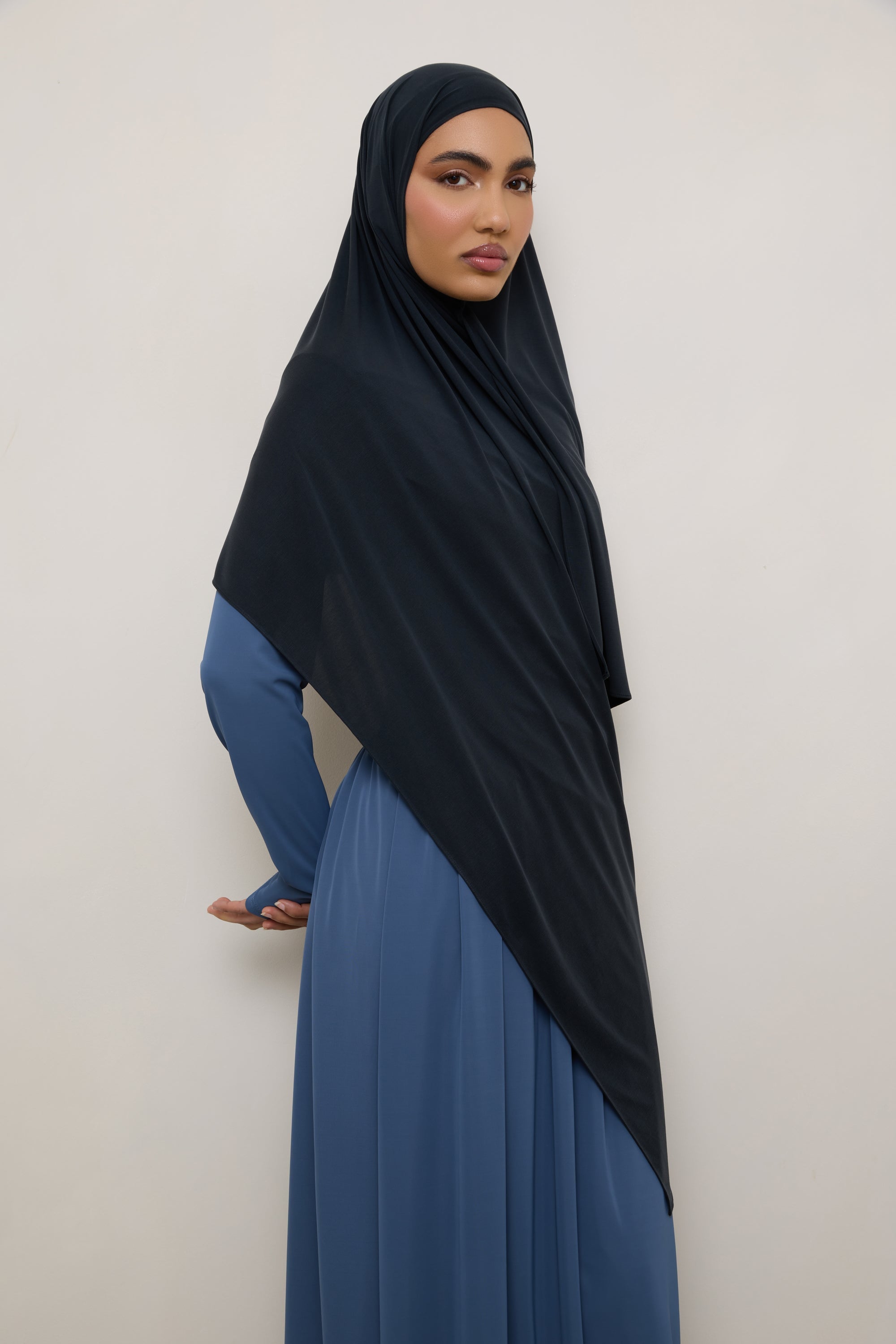 Jersey Hijab - Soft Black Hijabs Veiled 