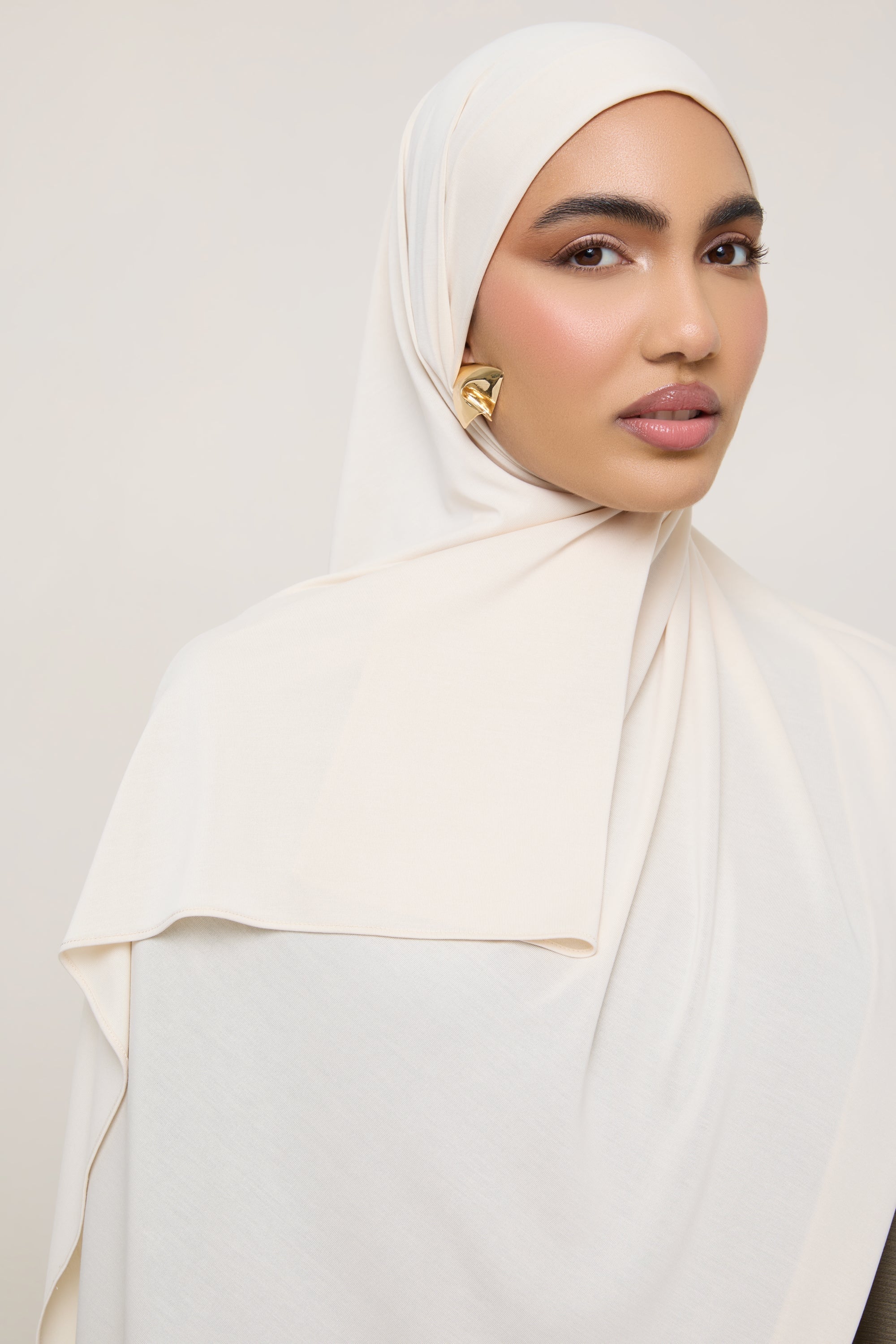 Jersey Hijab - Whitecap