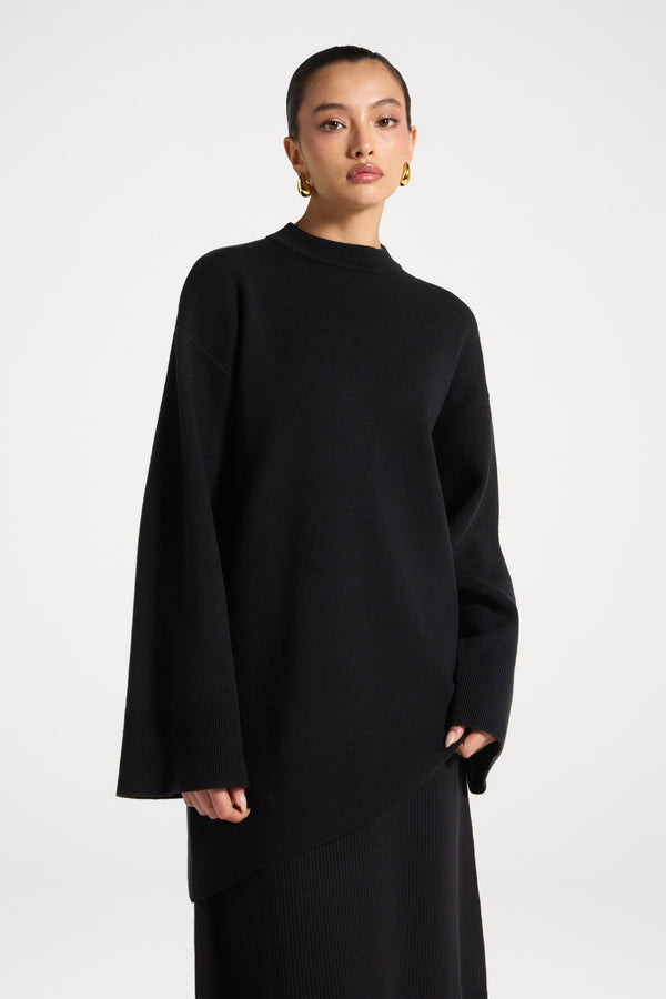 Kehlani Asymmetric Knit Top - Black Abayas Veiled 