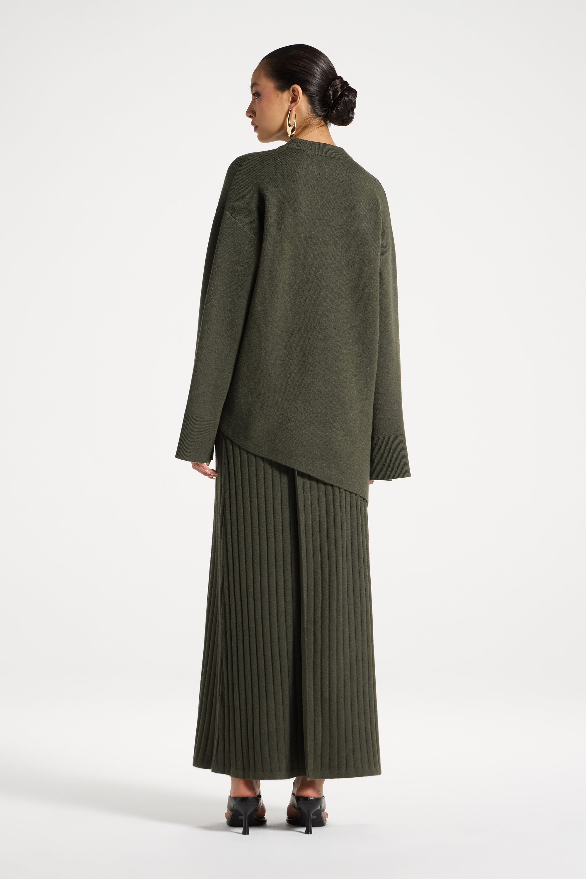 Kehlani Asymmetric Knit Top - Sage Abayas Veiled 