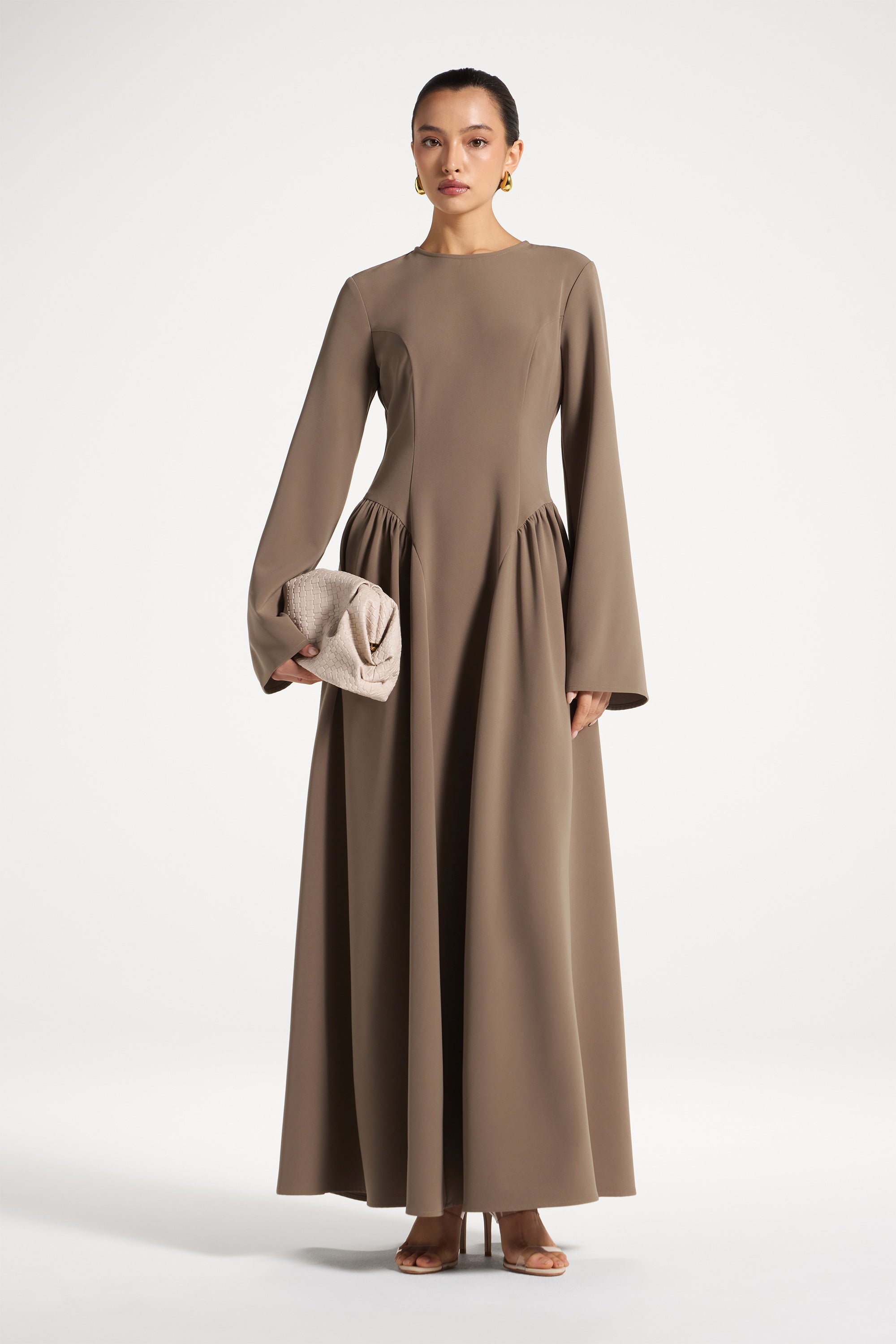 Kendall Maxi Dress - Vetiver Abayas Veiled 