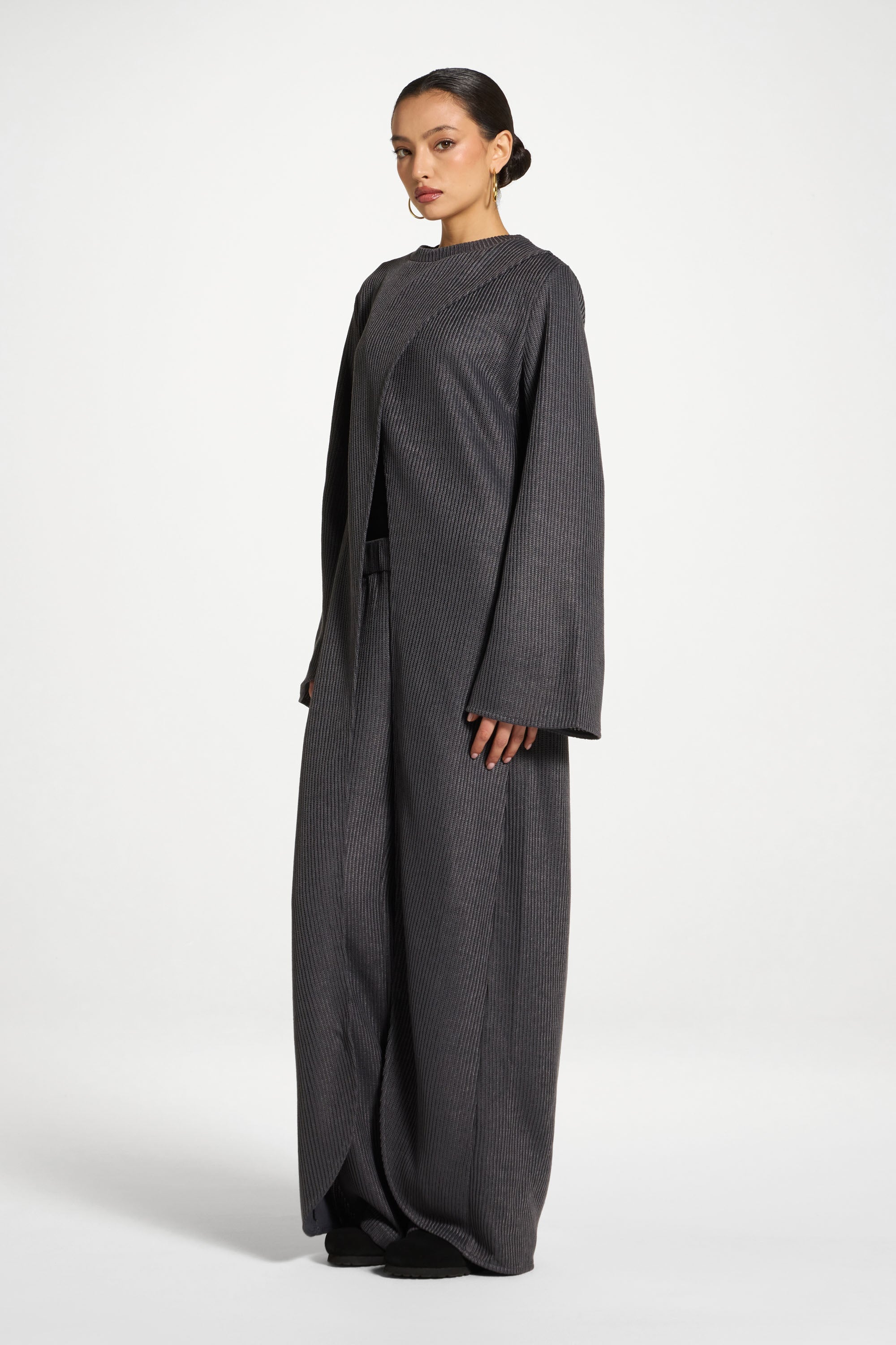 Knit Tunic & Pants Set - Iron Abayas Veiled 