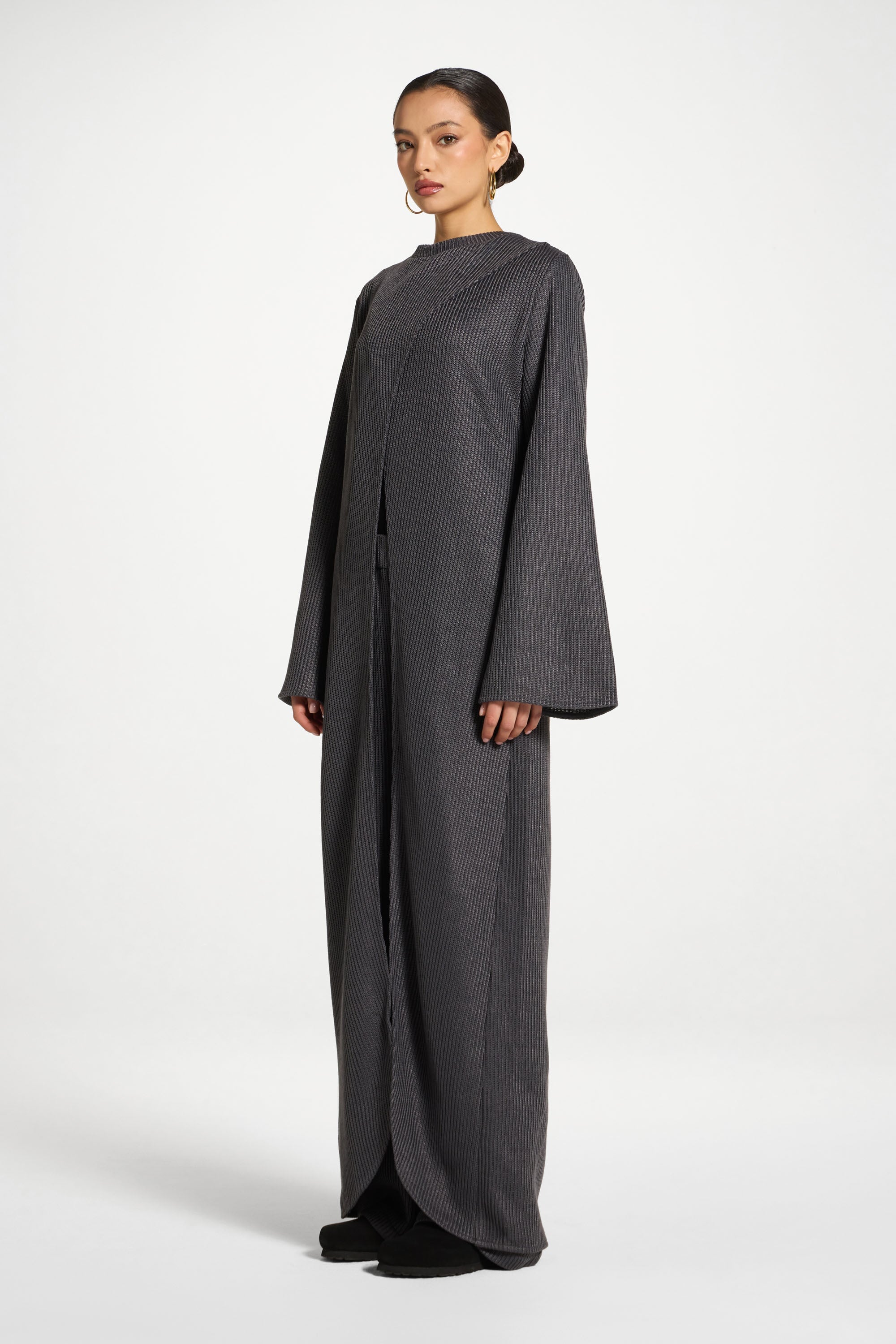 Knit Tunic & Pants Set - Iron Abayas Veiled 