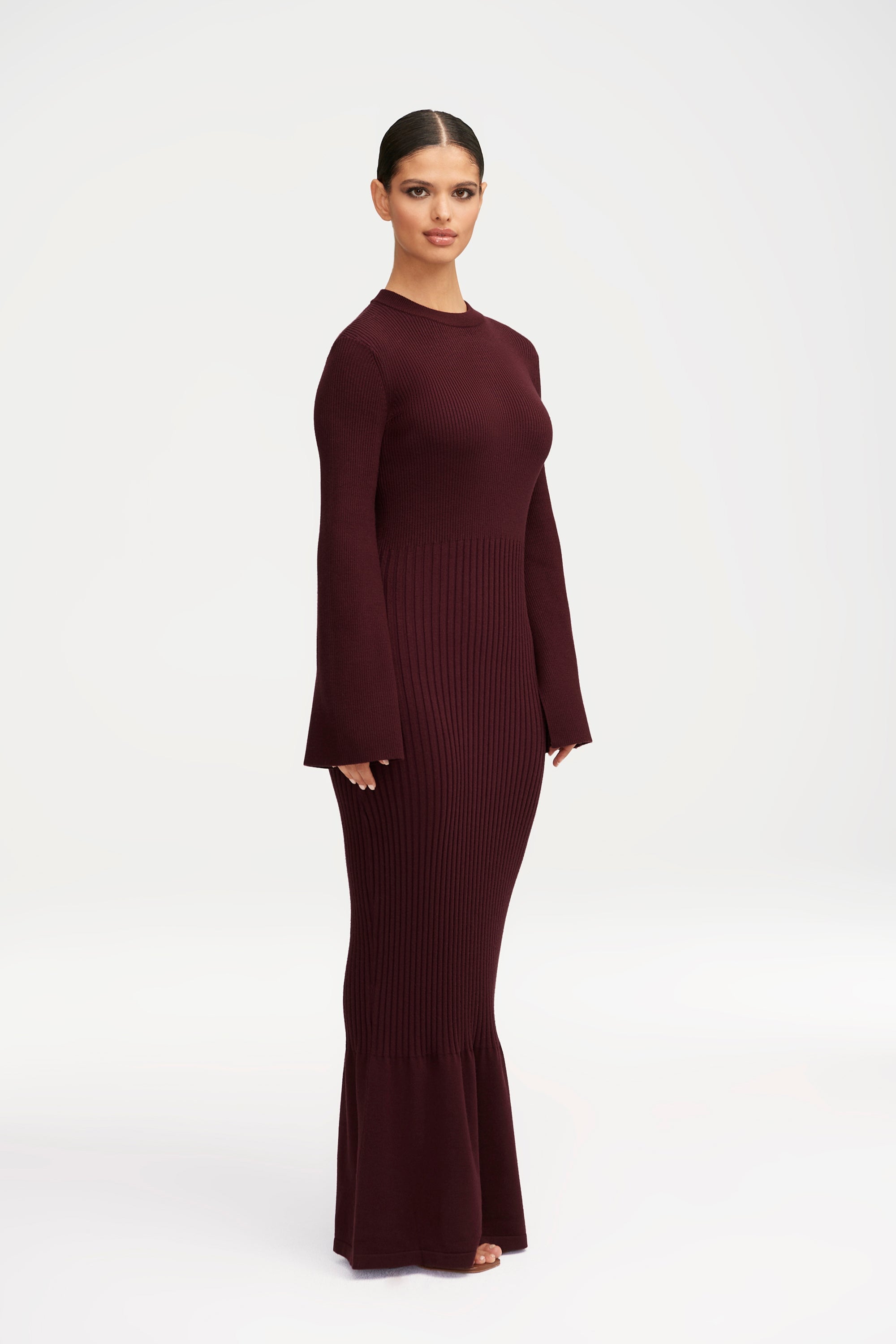 Kourtney Ribbed Knit Maxi Dress - Chocolate Plum Clothing Veiled 