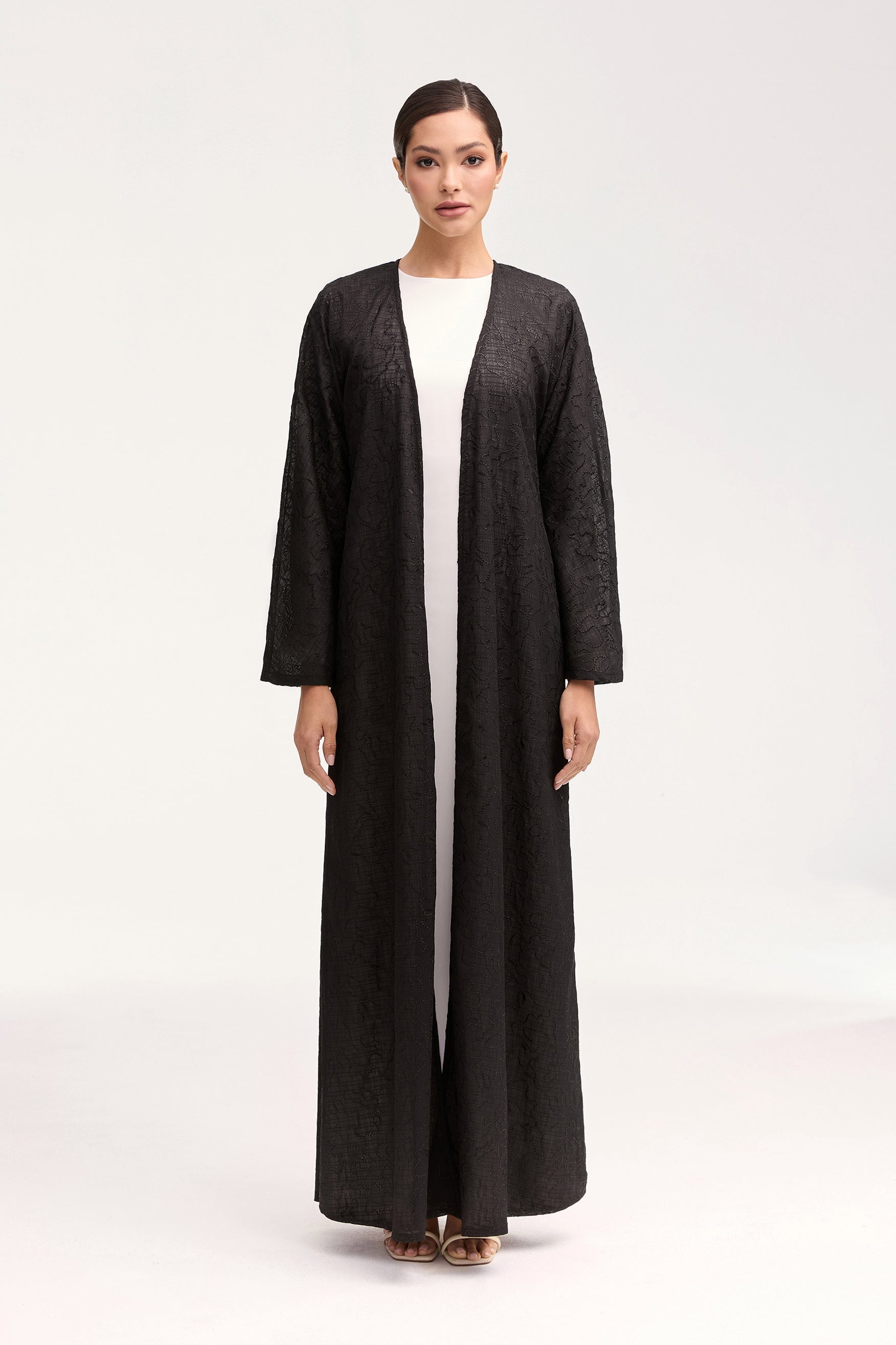 Malak Embroidered Open Abaya - Black Clothing Veiled 