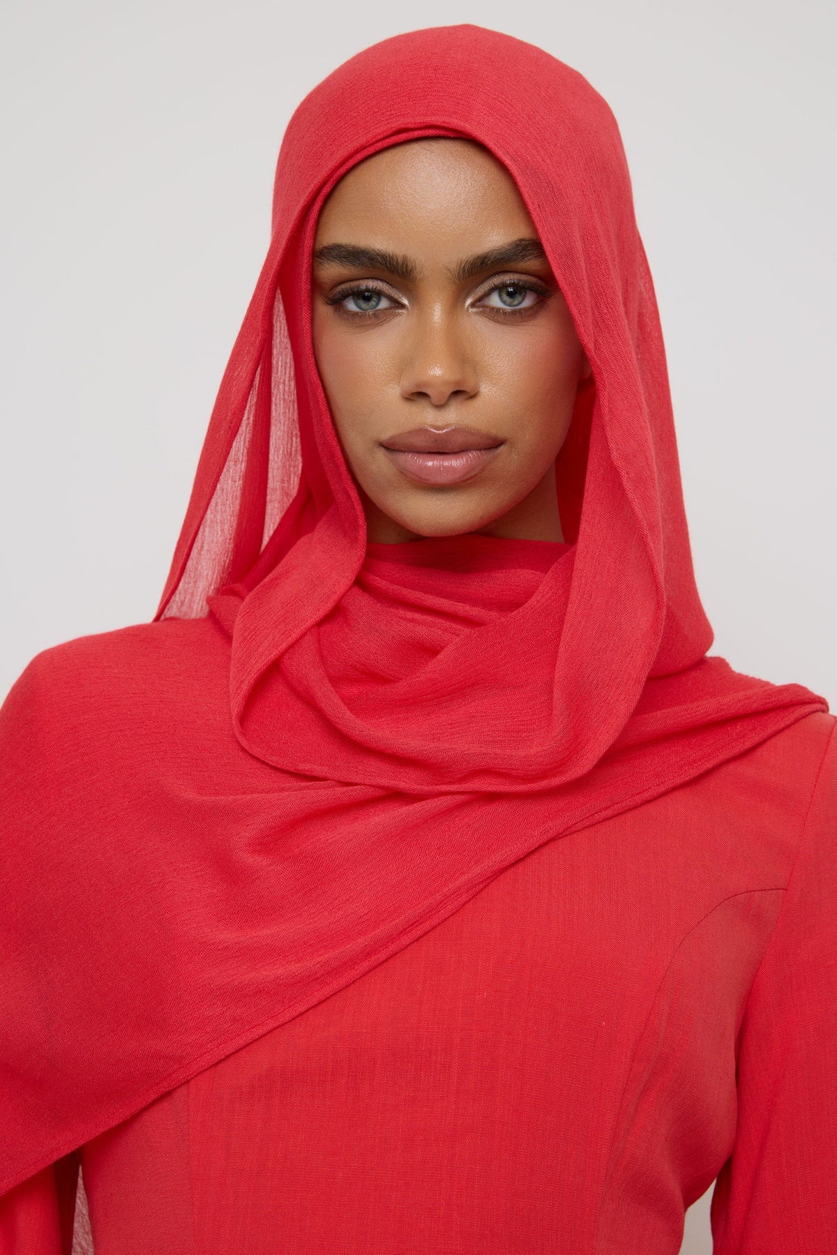 Modal Crinkle Fringe Hijab - Strawberry Hijabs Veiled 