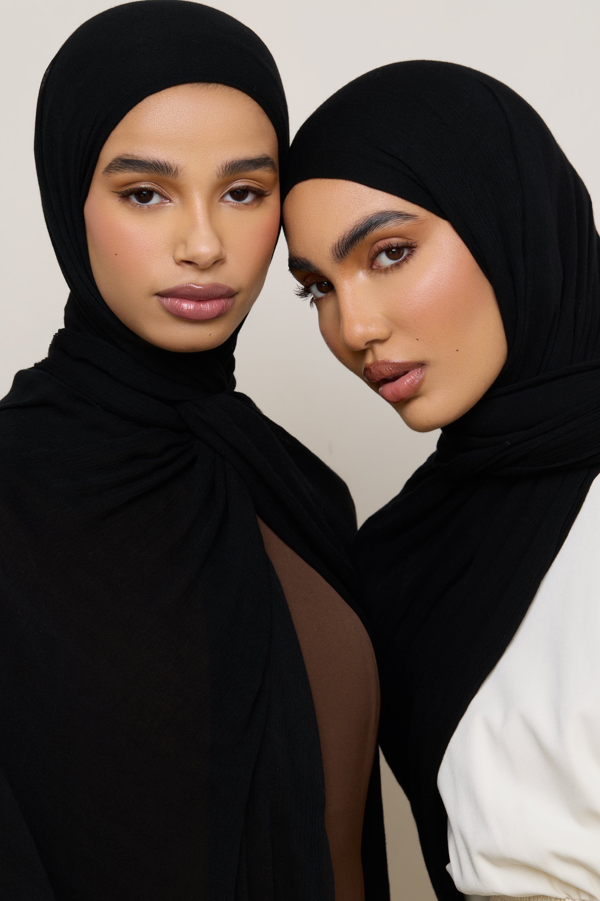 Modal Crinkle Hijab - Black Fringe