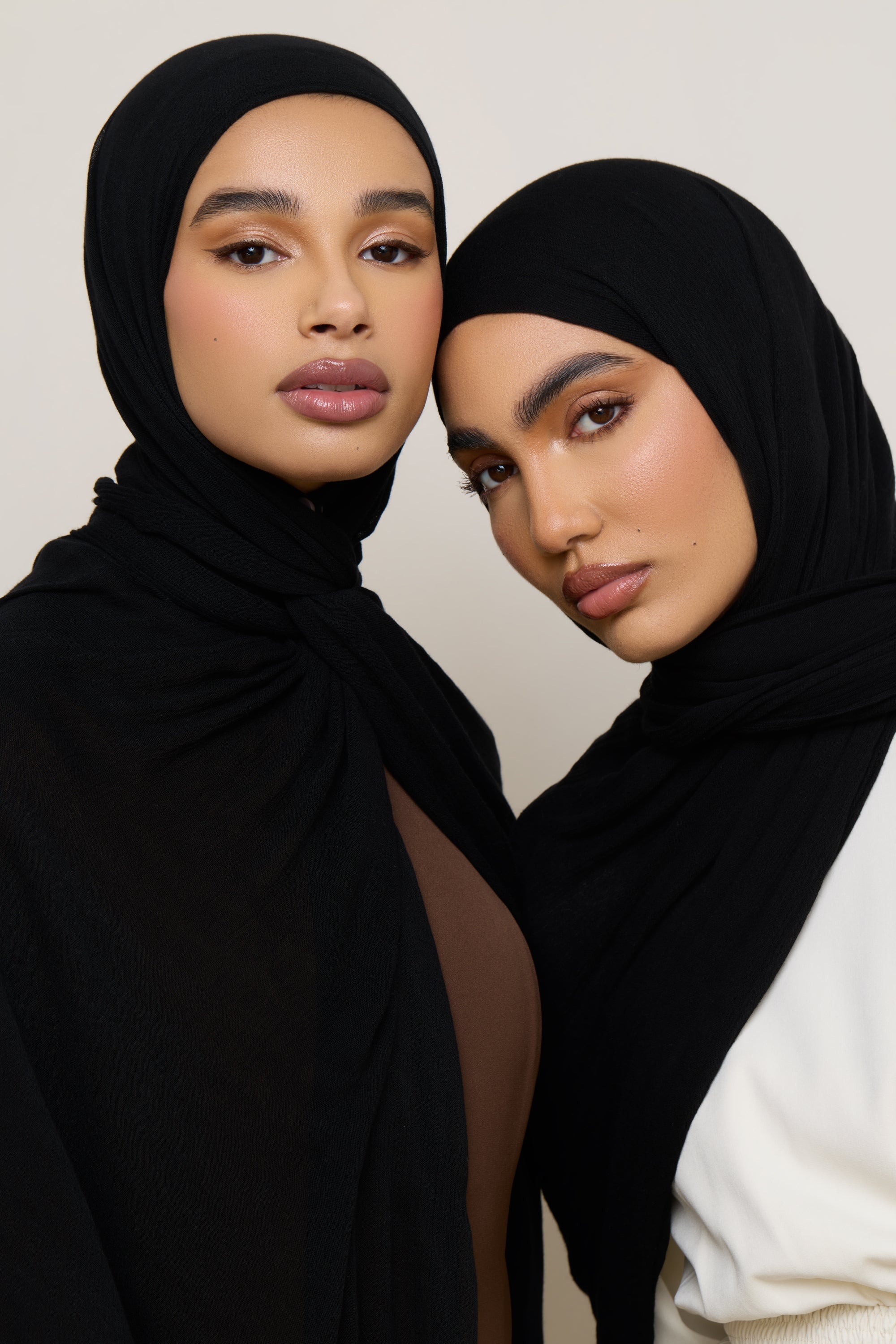 Modal Crinkle Hijab - Black Hijabs Veiled 