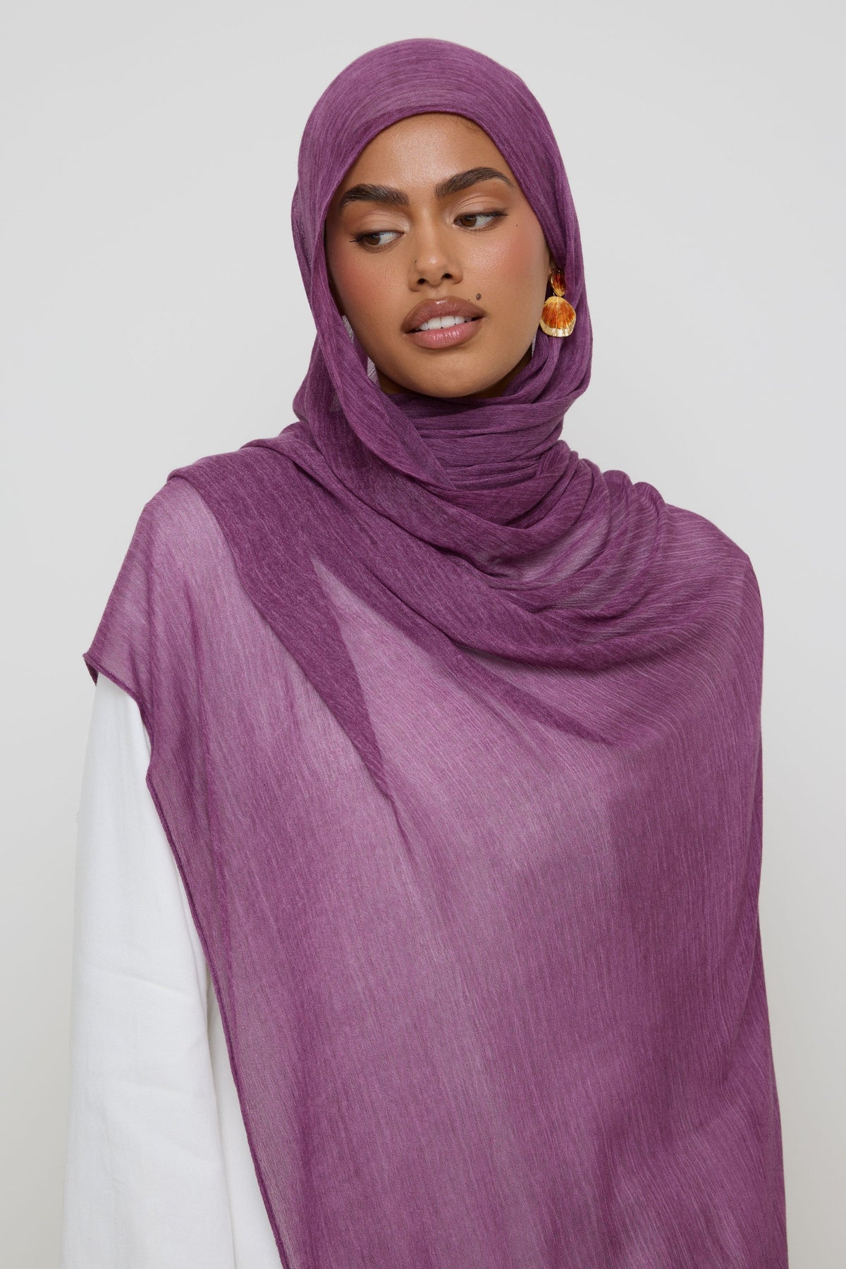 Modal Crinkle Hijab - Currant Hijabs Veiled 