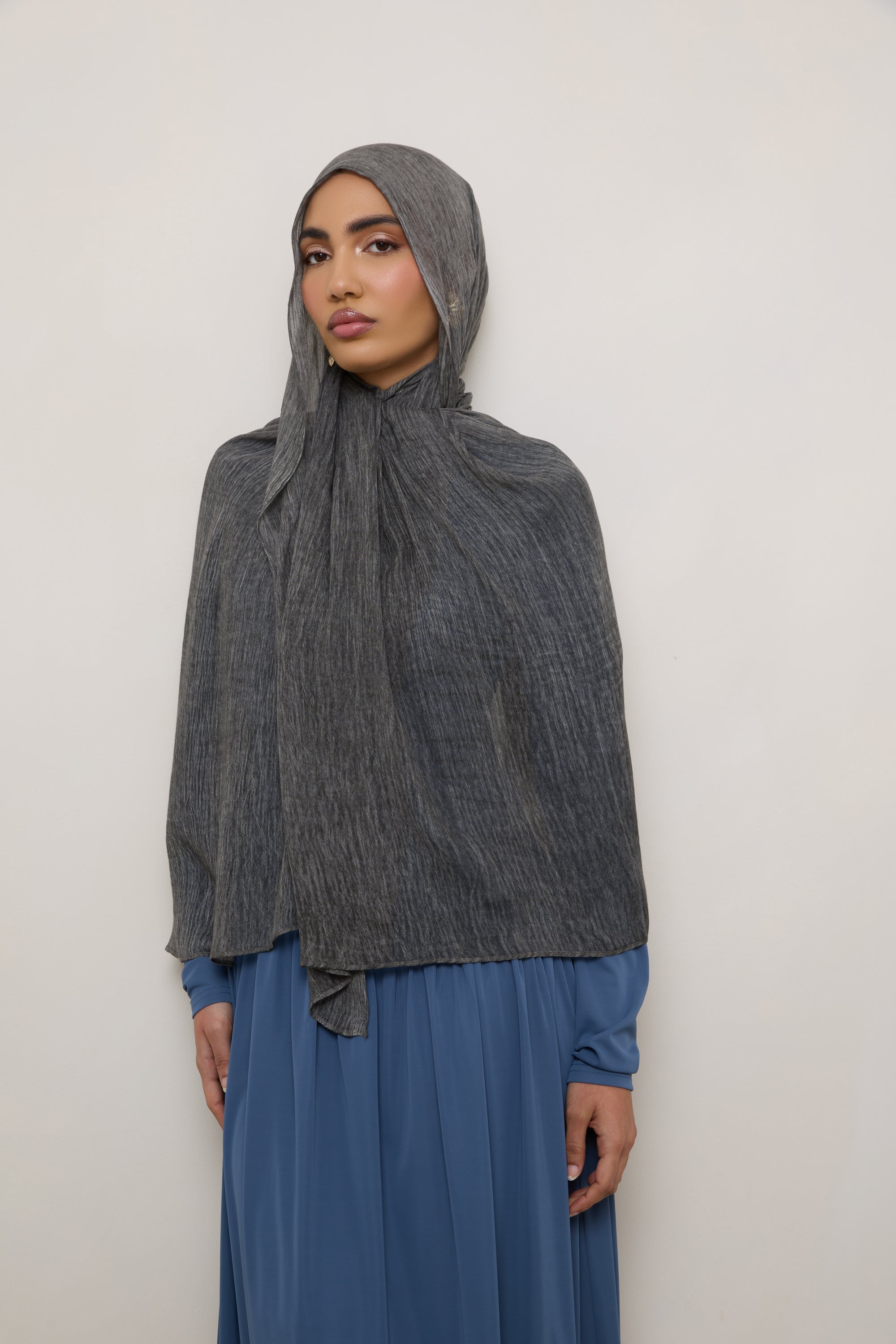 Modal Crinkle Hijab - Graphite Hijabs Veiled 
