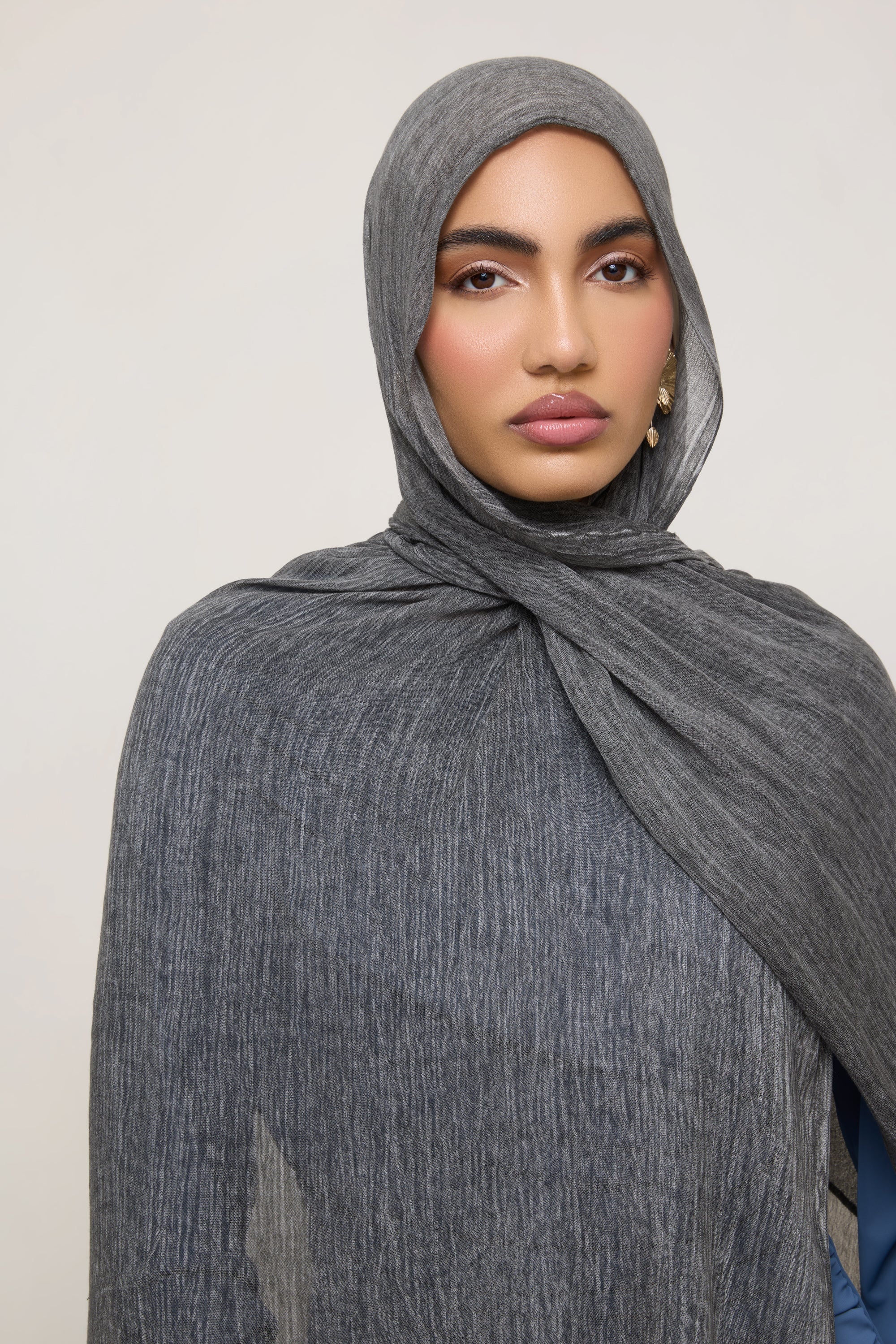 Modal Crinkle Hijab - Graphite Hijabs Veiled 