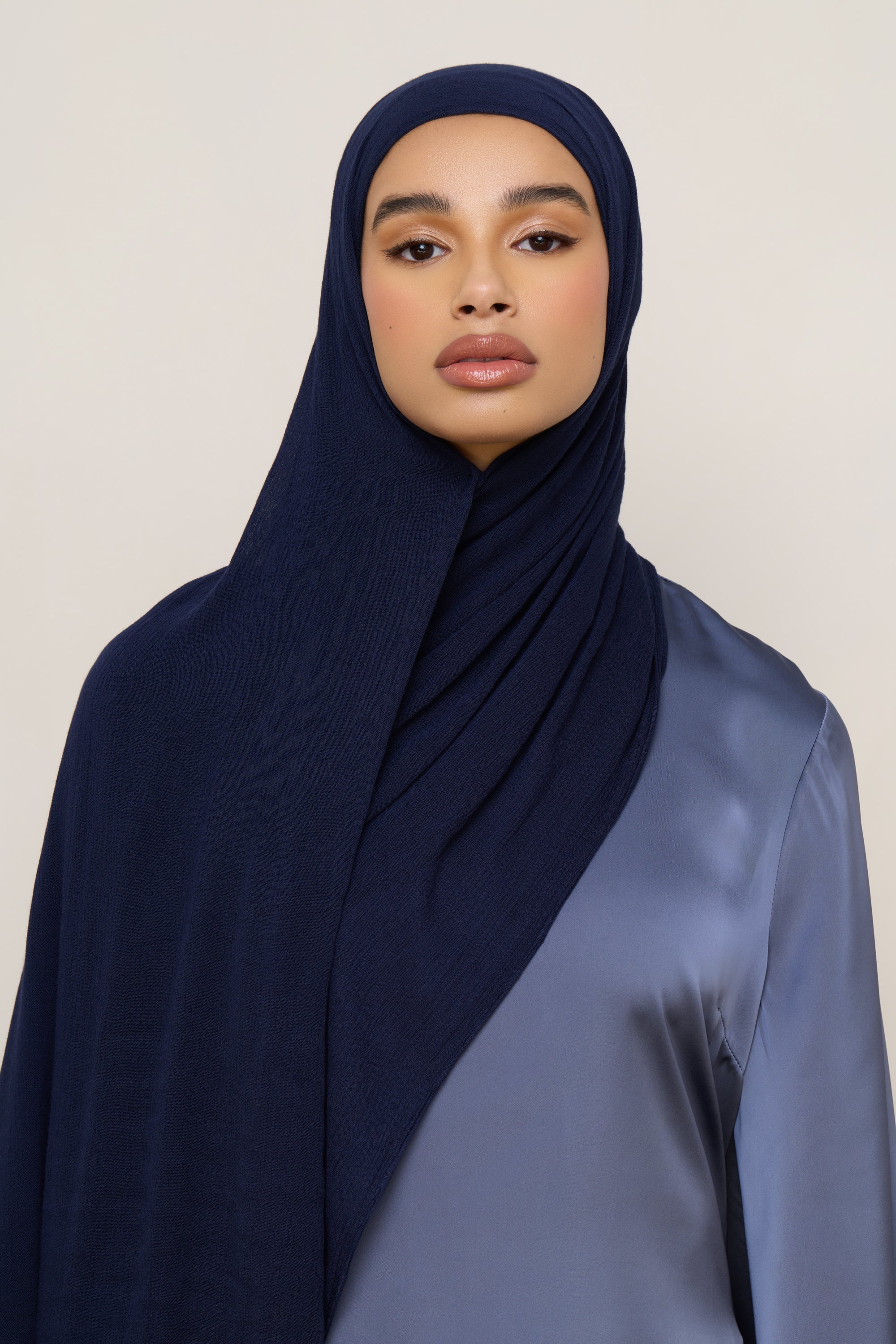 Modal Crinkle Hijab - Navy Hijabs Veiled 