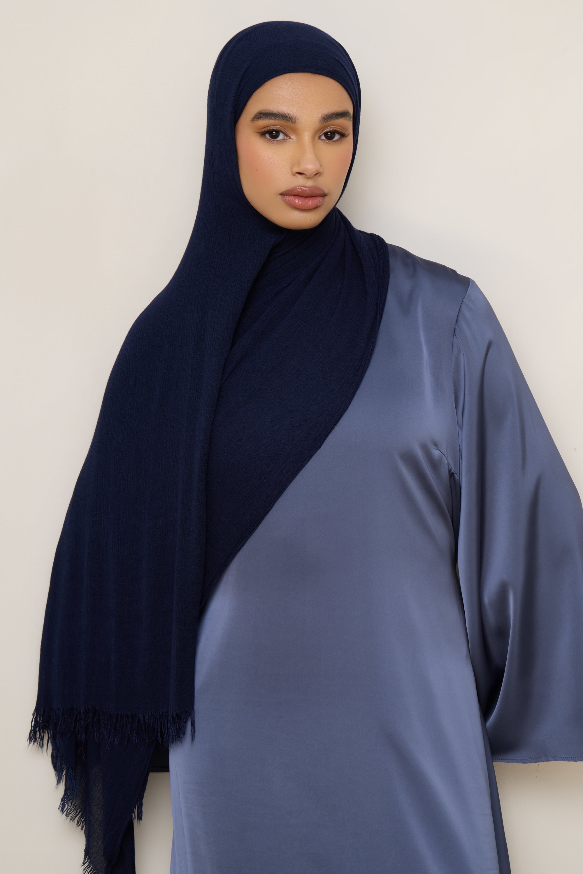 Modal Crinkle Hijab - Navy Fringe