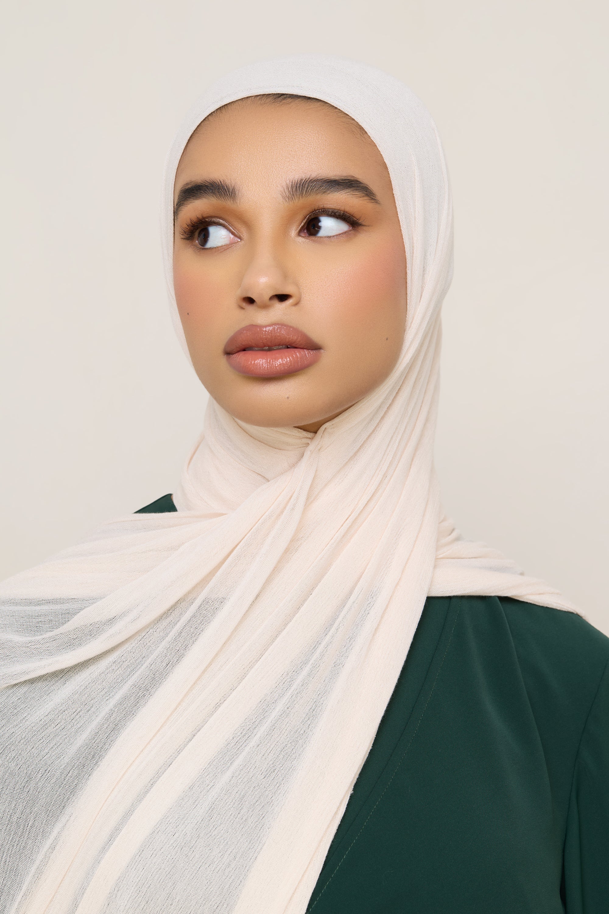 Modal Crinkle Hijab - Vanilla Hijabs Veiled 