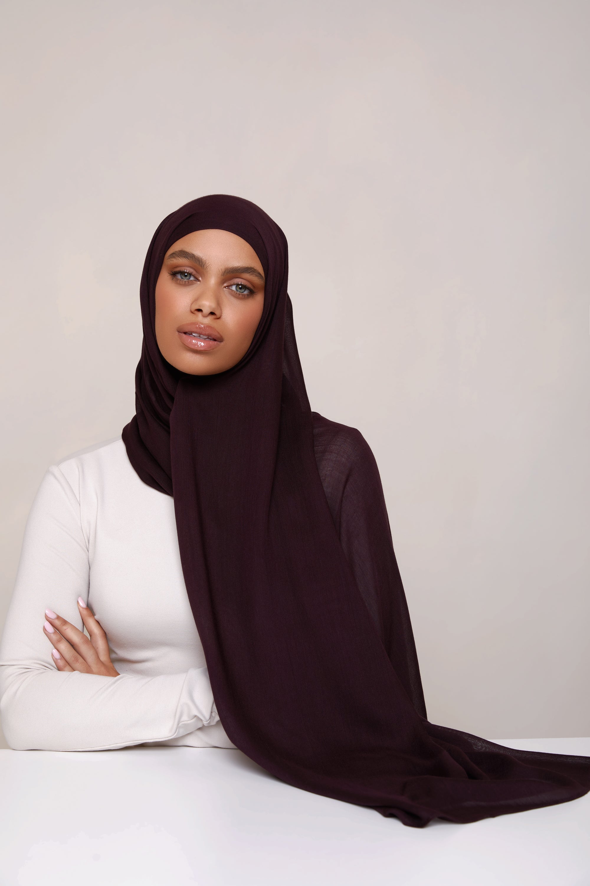 Modal Hijab - Chocolate Plum Veiled 