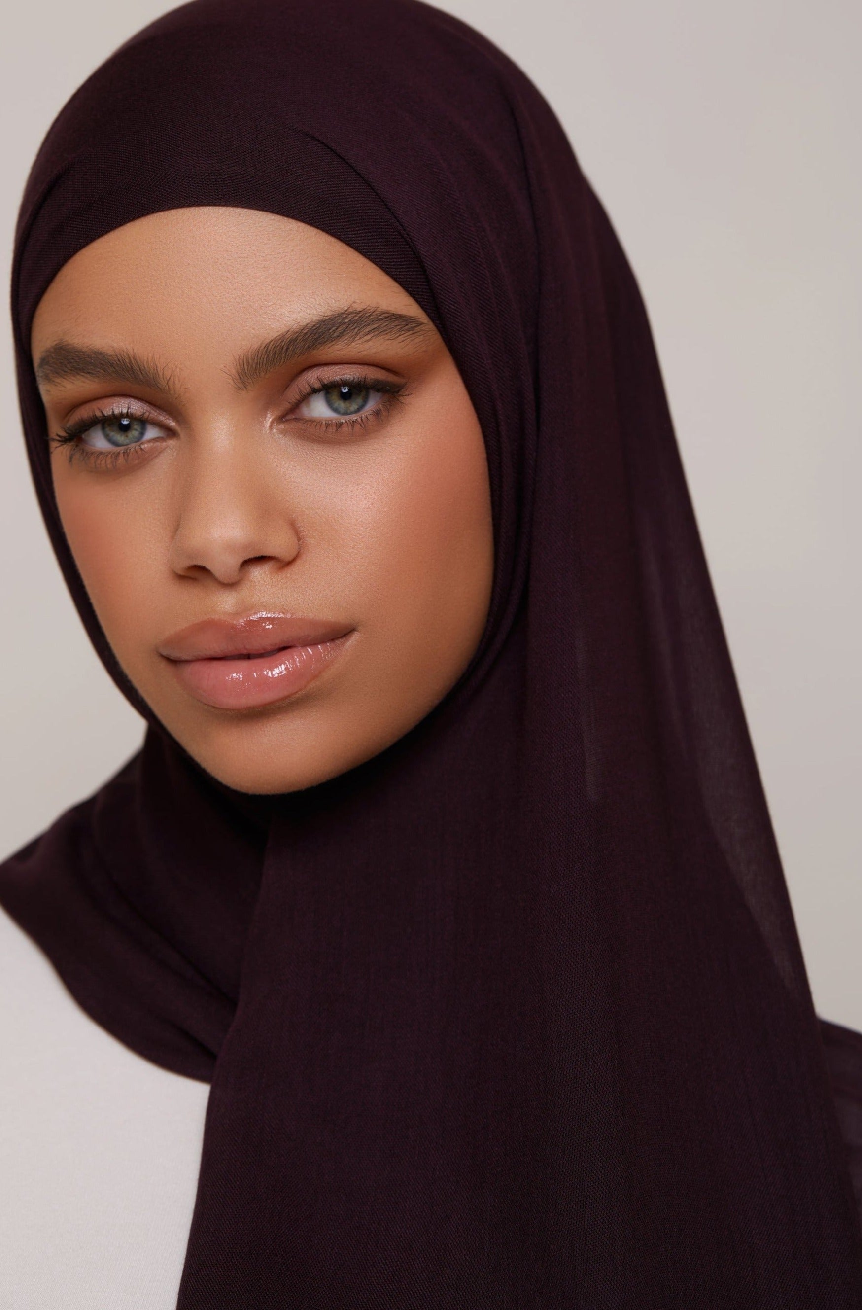 Modal Hijab - Chocolate Plum Veiled 