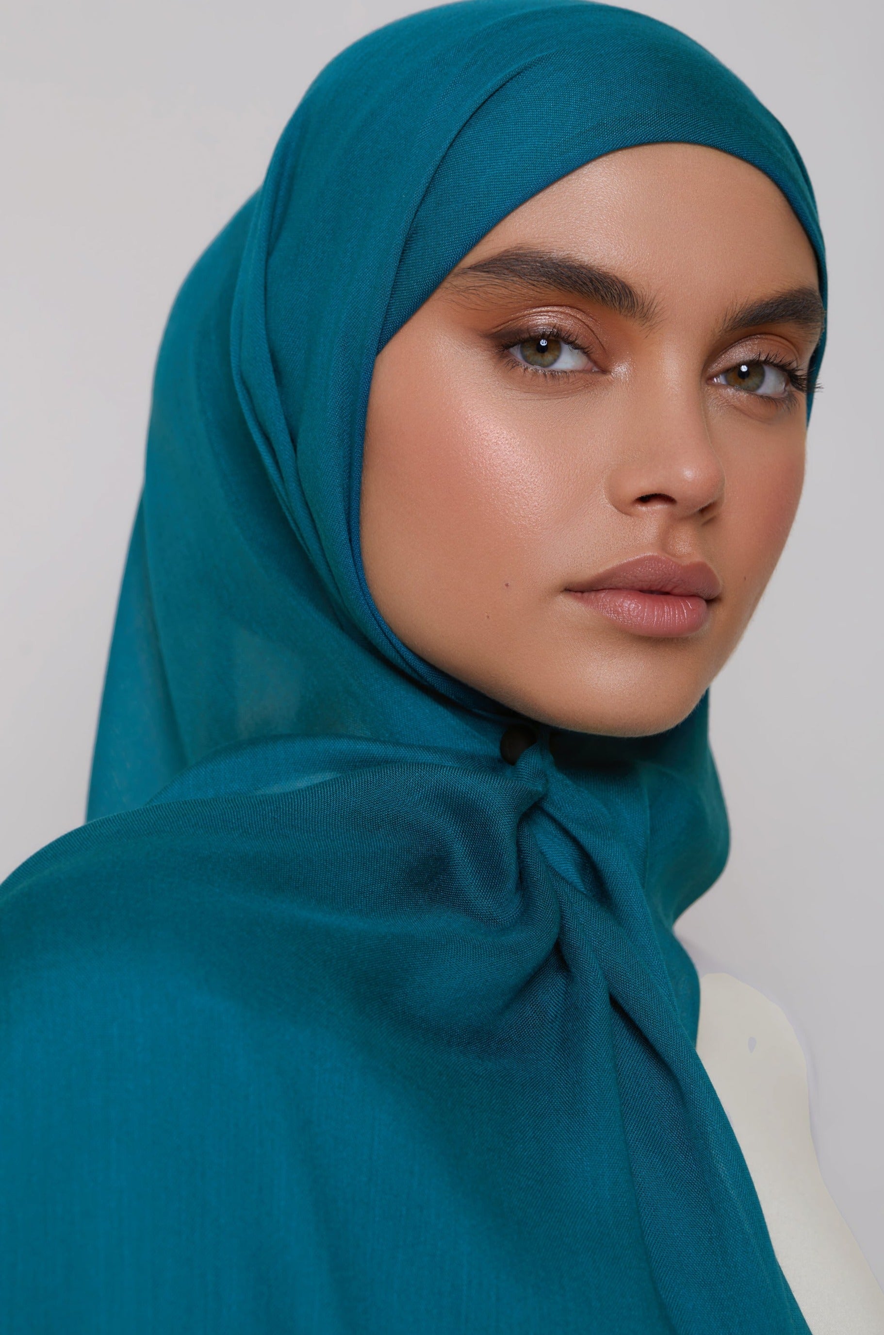 Modal Hijab - Corsair Veiled 