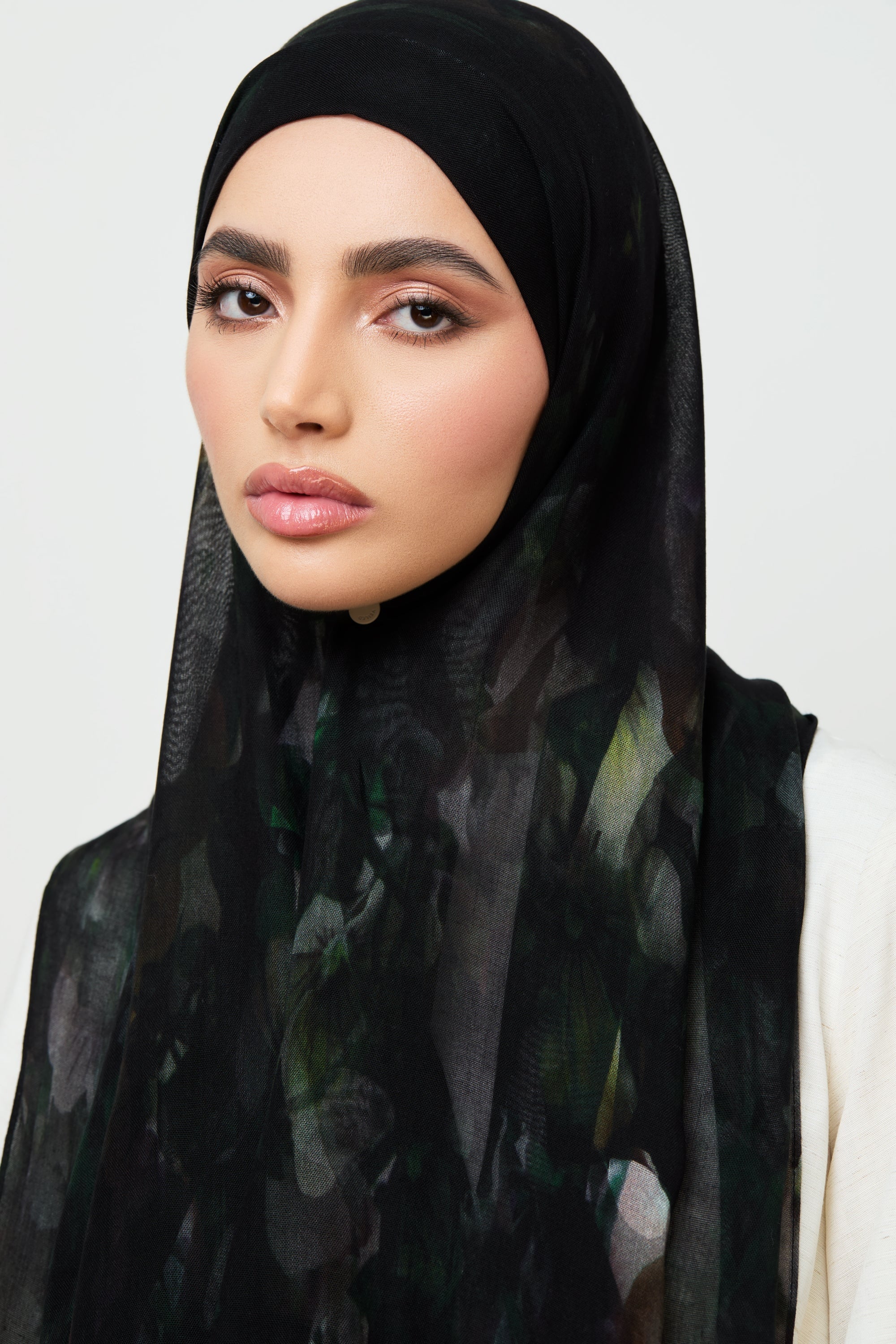 Modal Hijab - Midnight Forest Veiled 