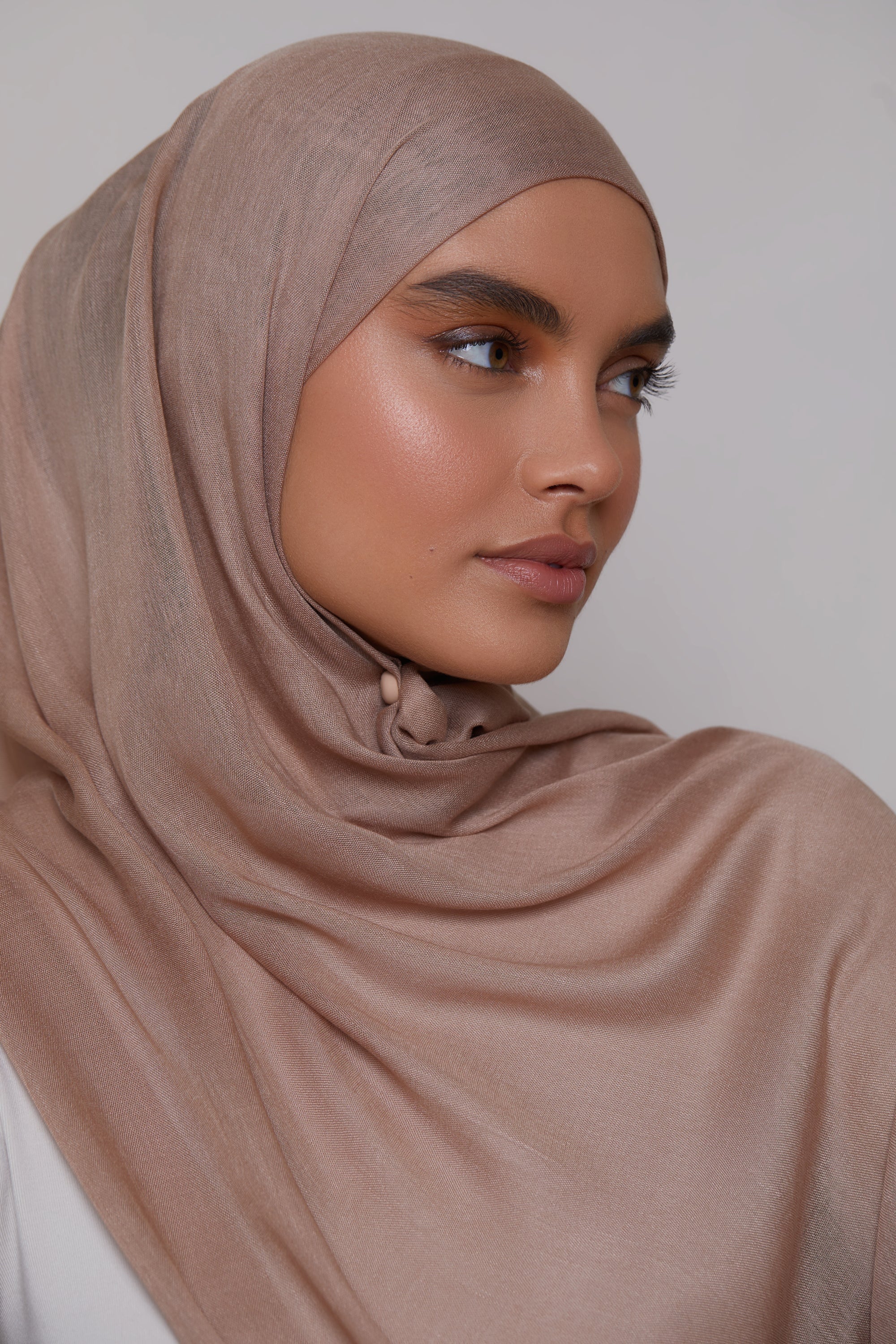 Modal Hijab - Natural Veiled 