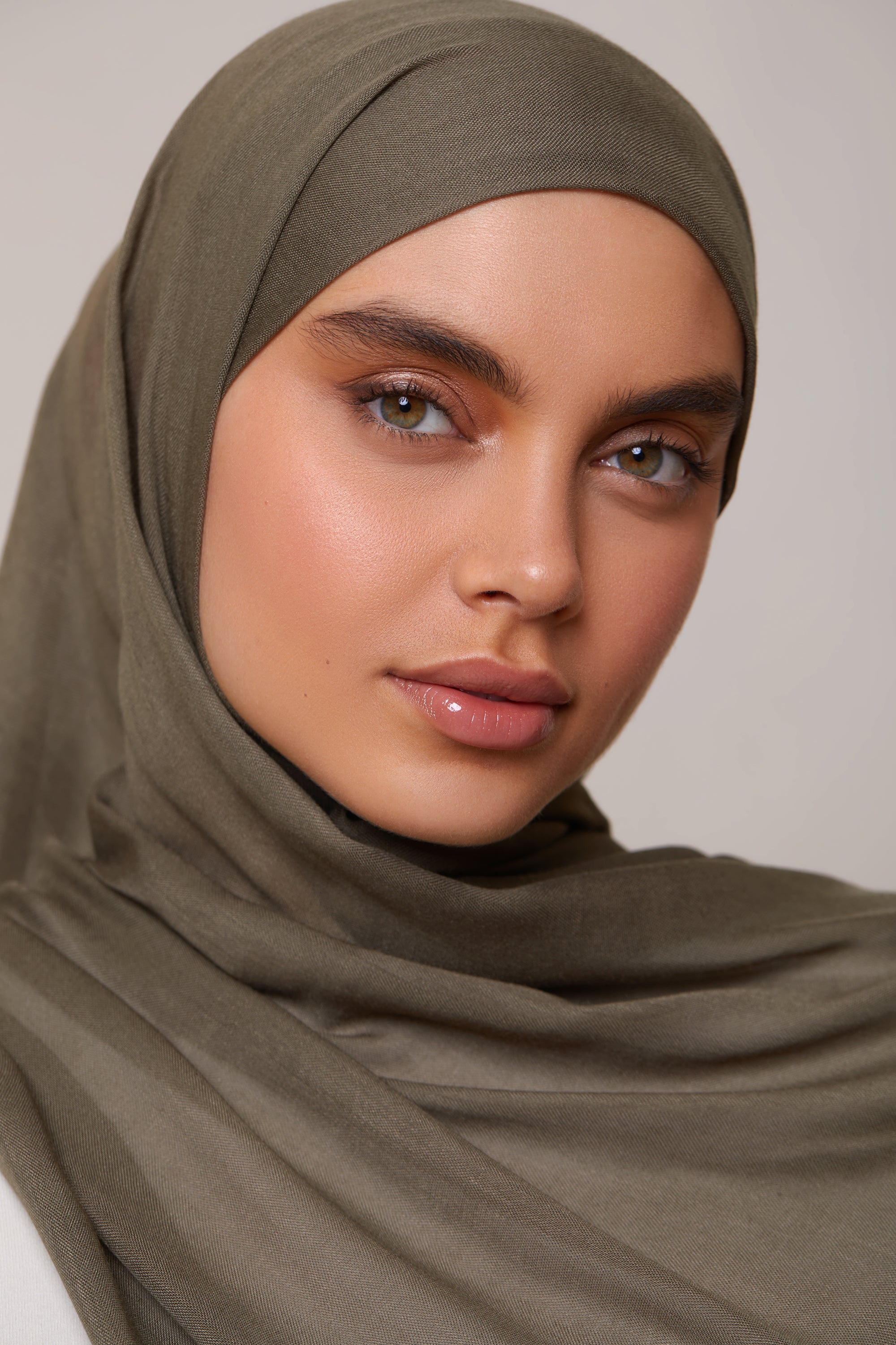 Modal Hijab - Olive Veiled 