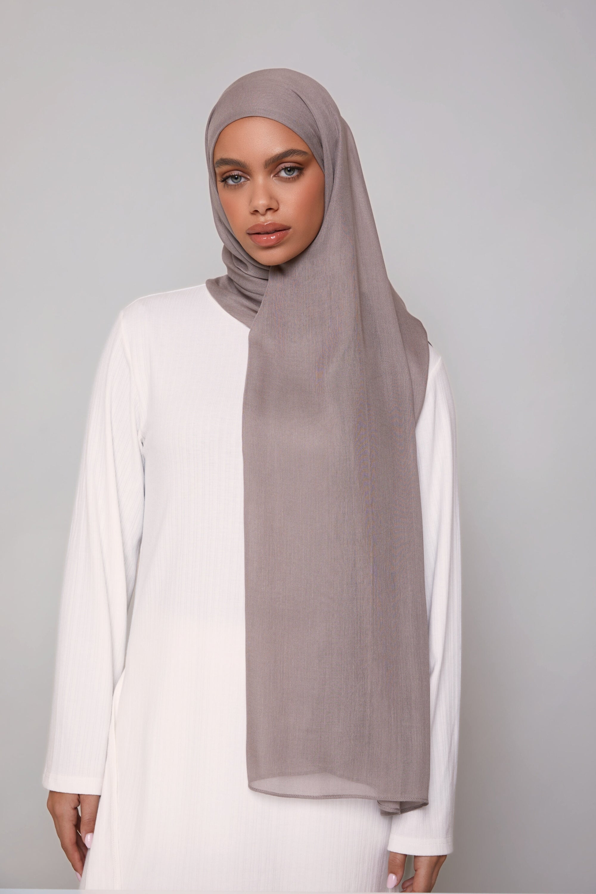 Modal Hijab - Pebble Veiled 