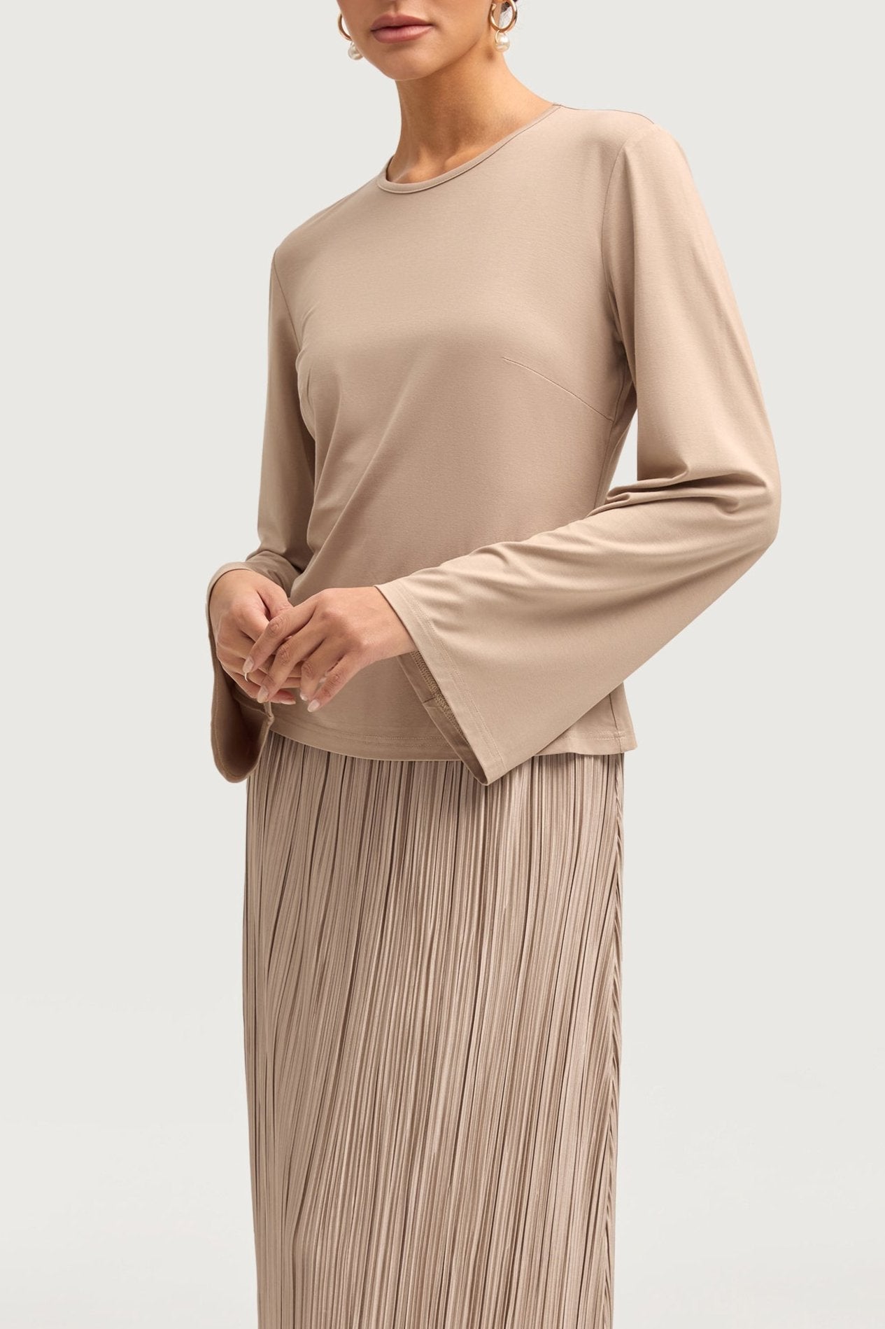 Niya Jersey Top - Taupe Tops Veiled 