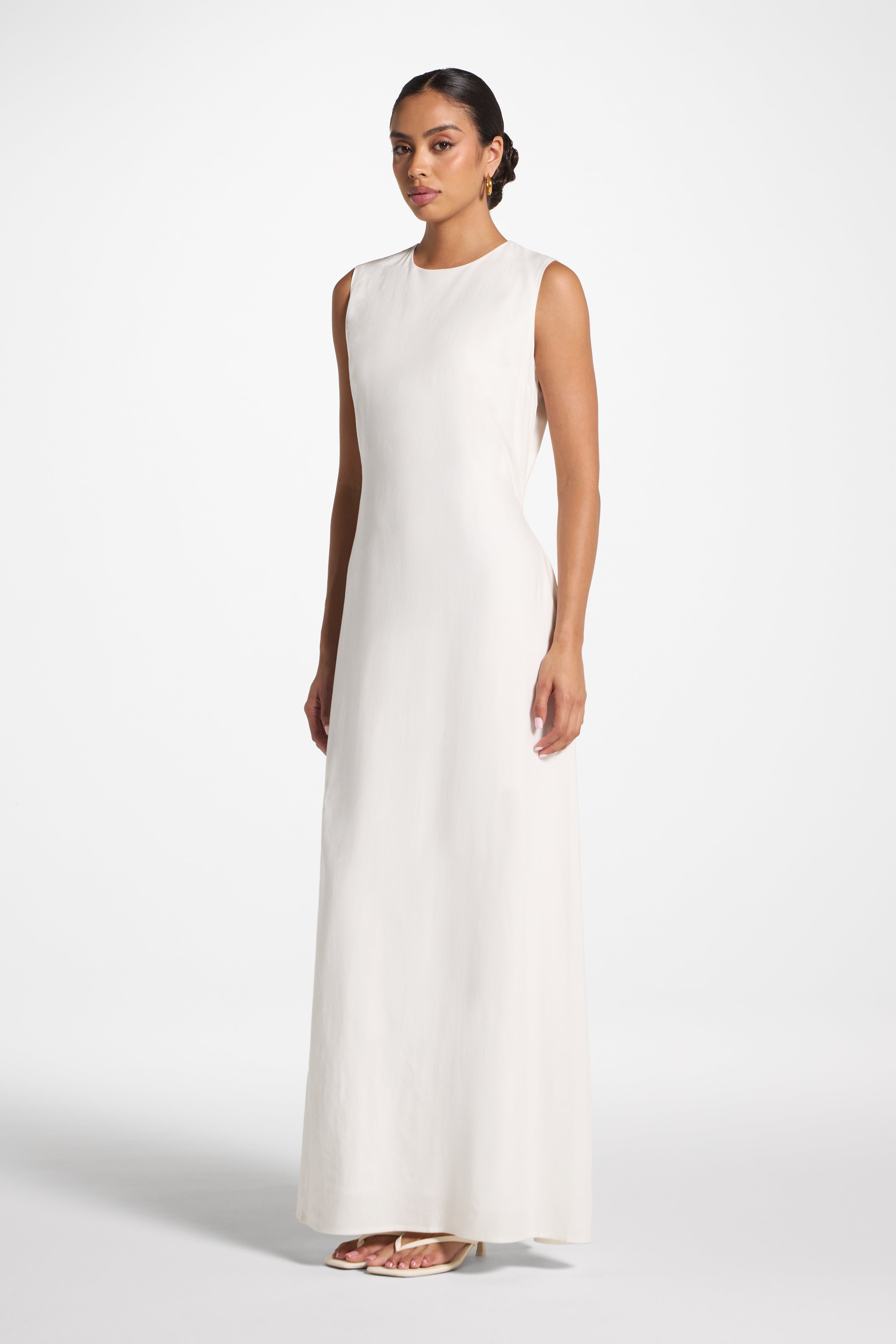 Nyla Sleeveless Linen Tie Maxi Dress - White Veiled 