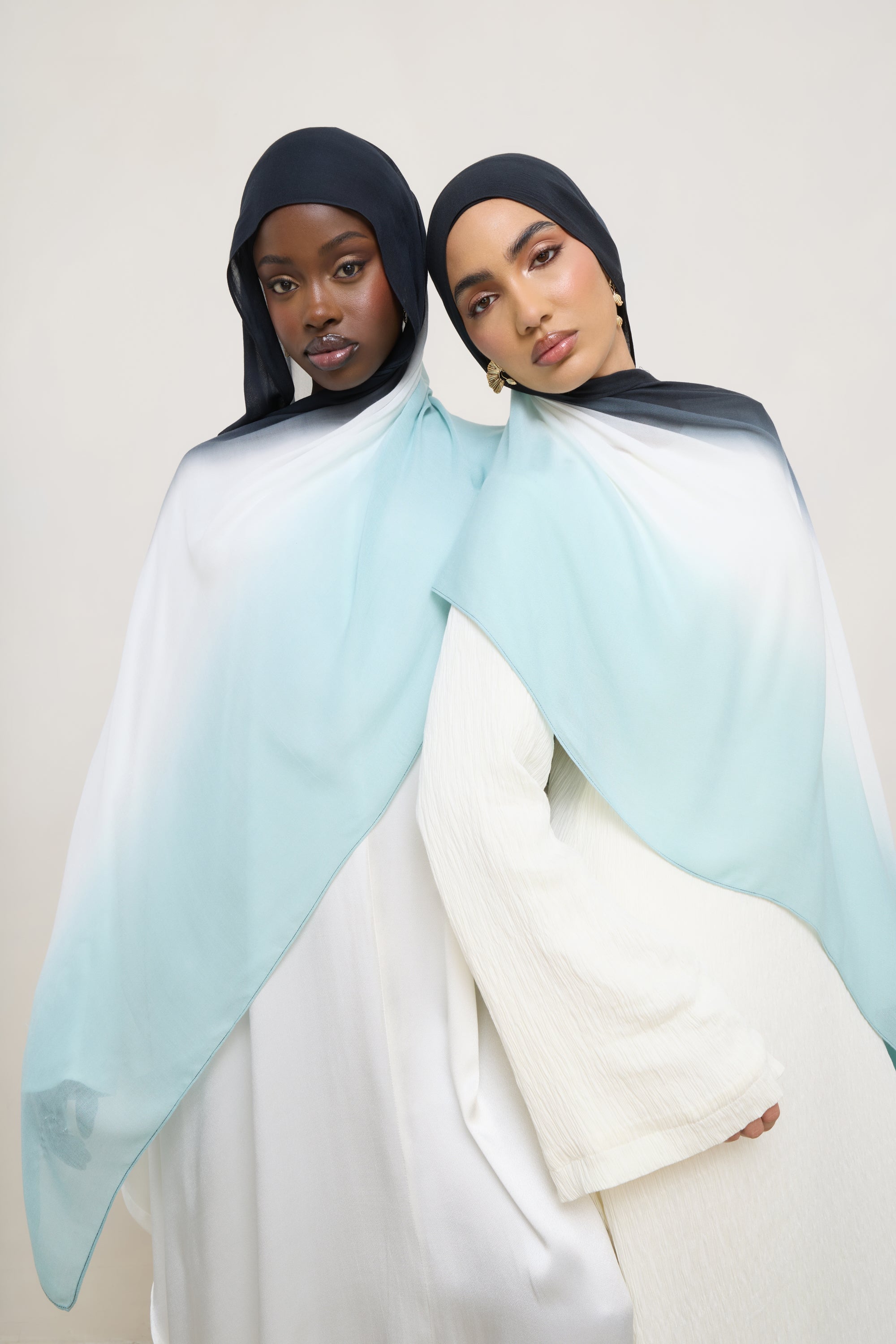 Ombre Modal Hijab - Aquatic Noir Hijabs Veiled 