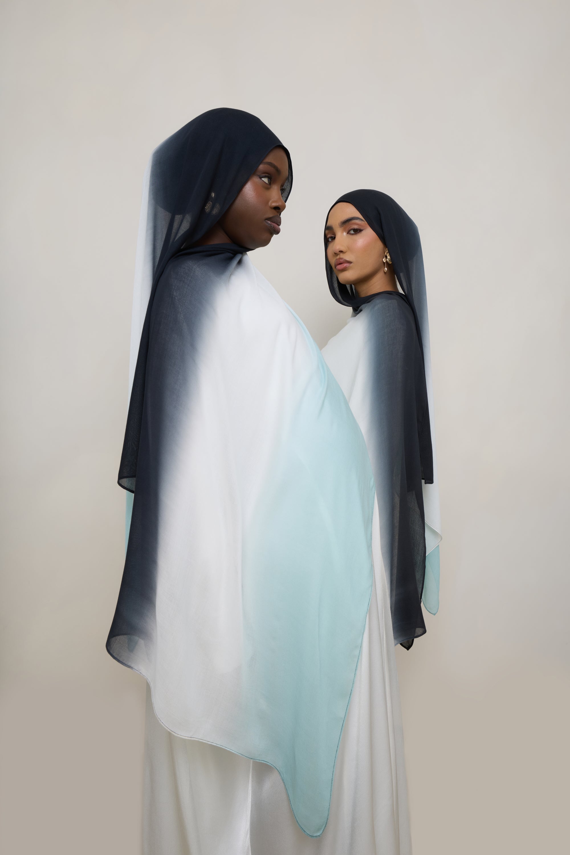 Ombre Modal Hijab - Aquatic Noir Hijabs Veiled 