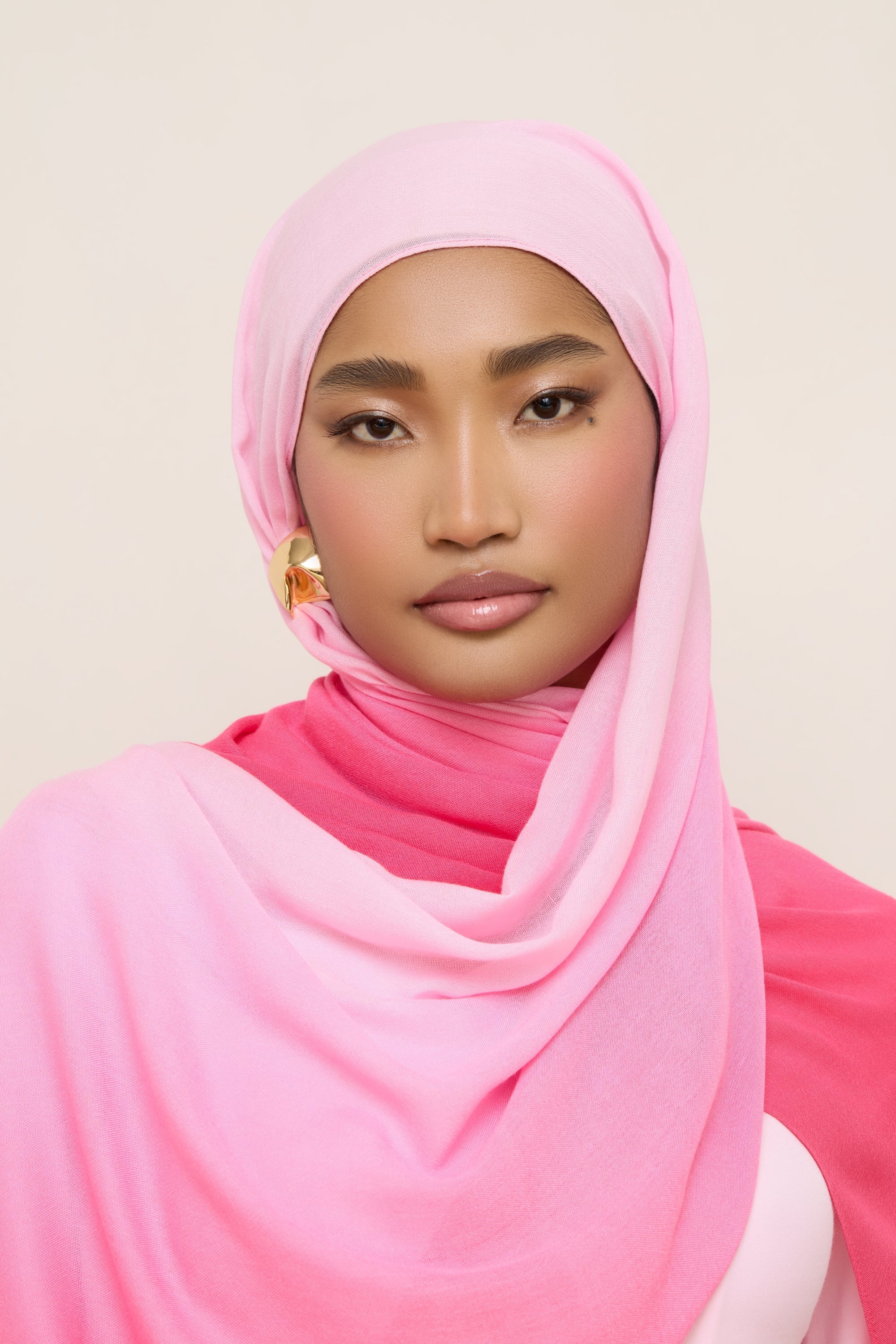 Ombre Modal Hijab - Coral Hijabs Veiled 
