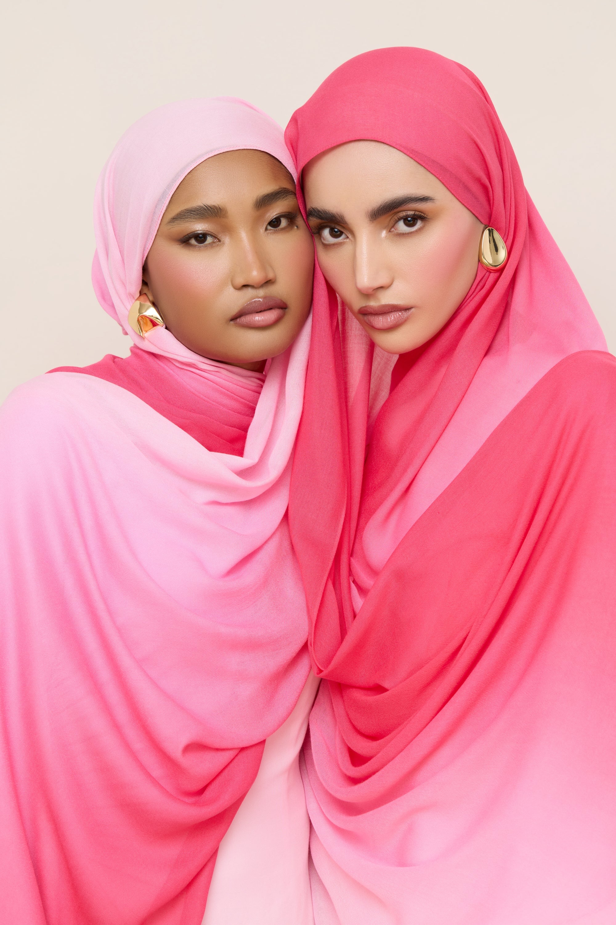 Ombre Modal Hijab - Coral Hijabs Veiled 