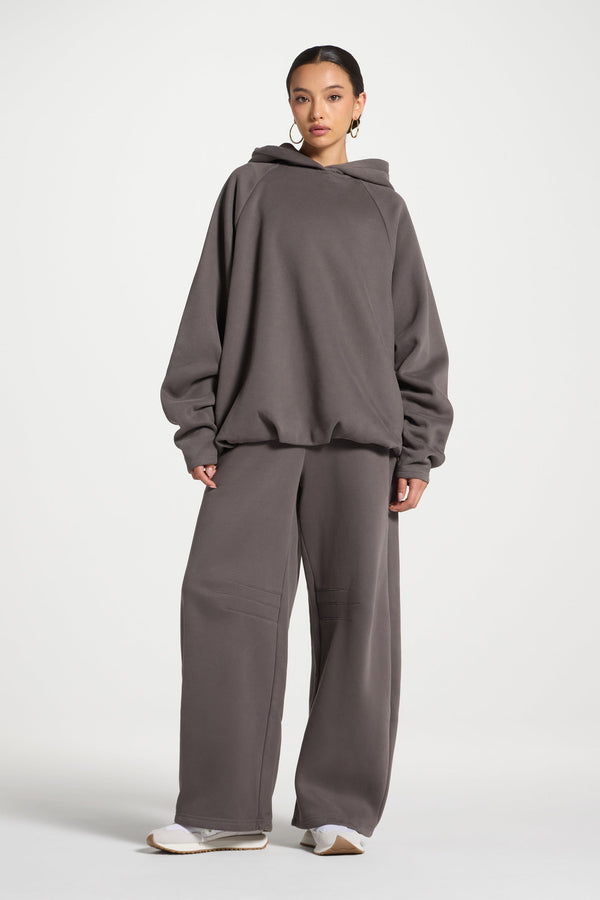 Pleated Lounge Top & Pants Set - Iron Abayas Veiled 